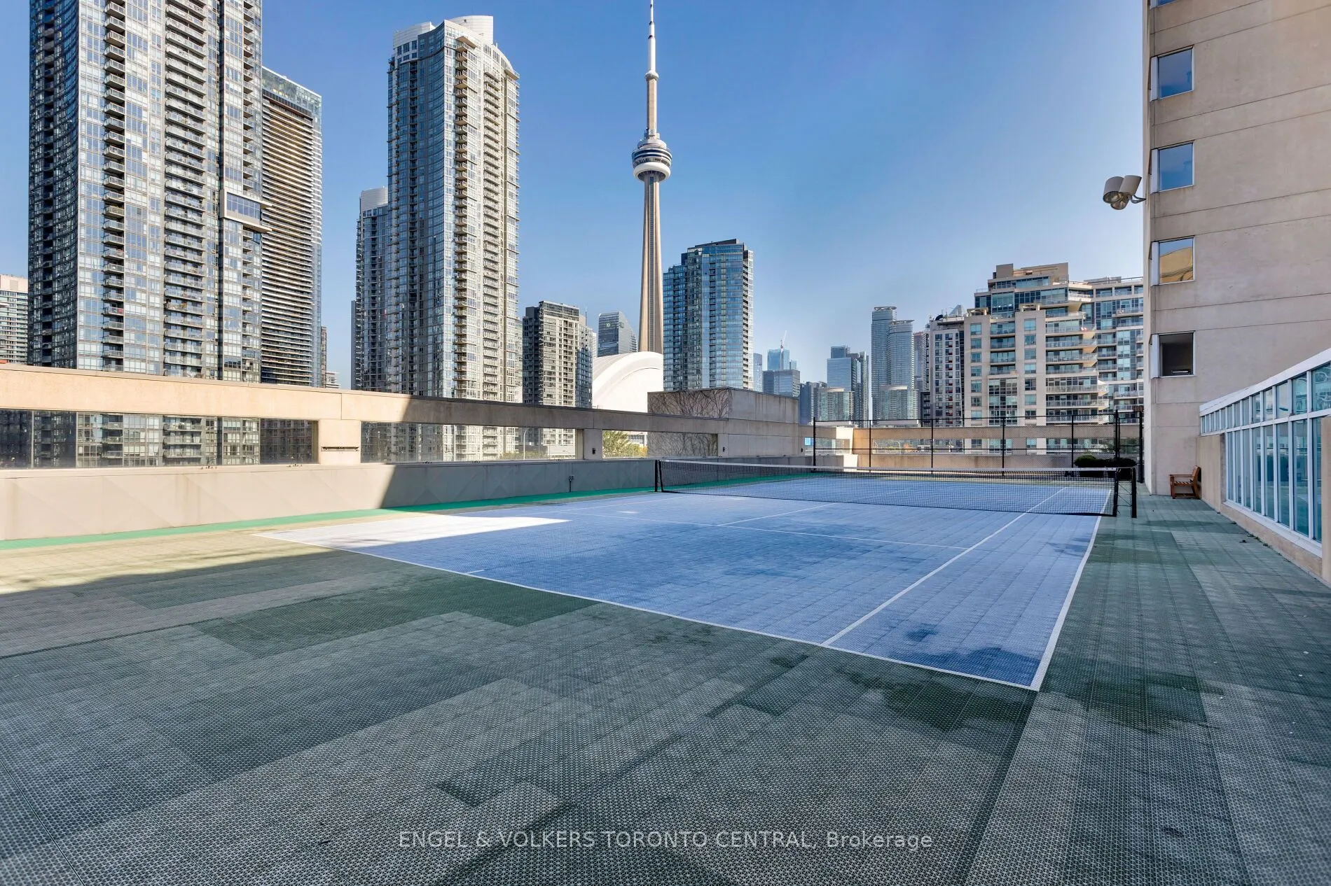460 Queens Quay Way W, #803E