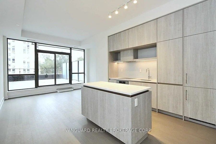 6 Jackes Avenue, #214