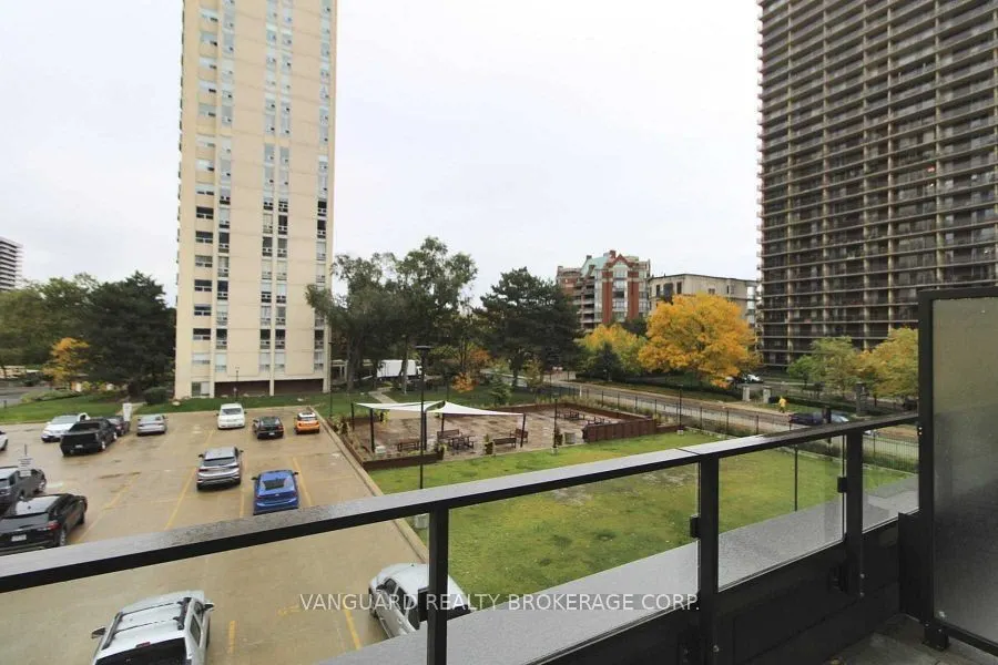 6 Jackes Avenue, #214