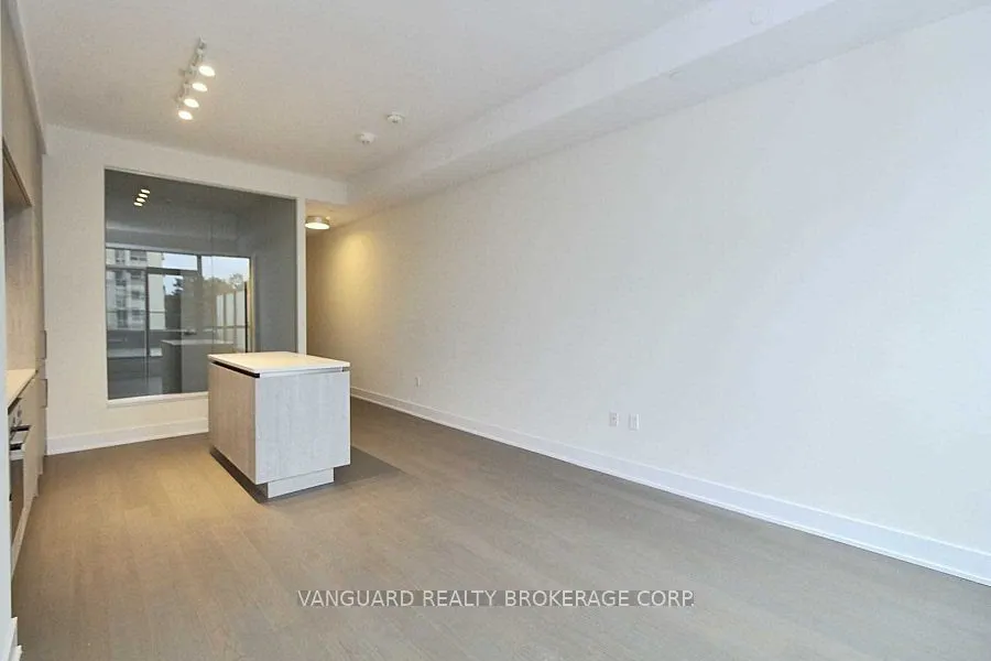 6 Jackes Avenue, #214