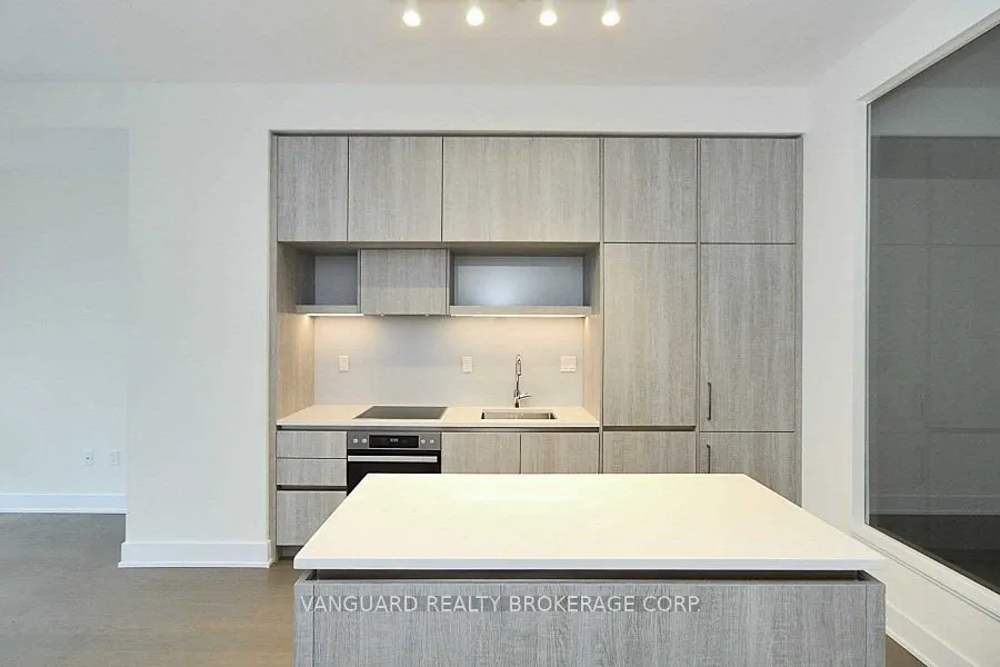 6 Jackes Avenue, #214