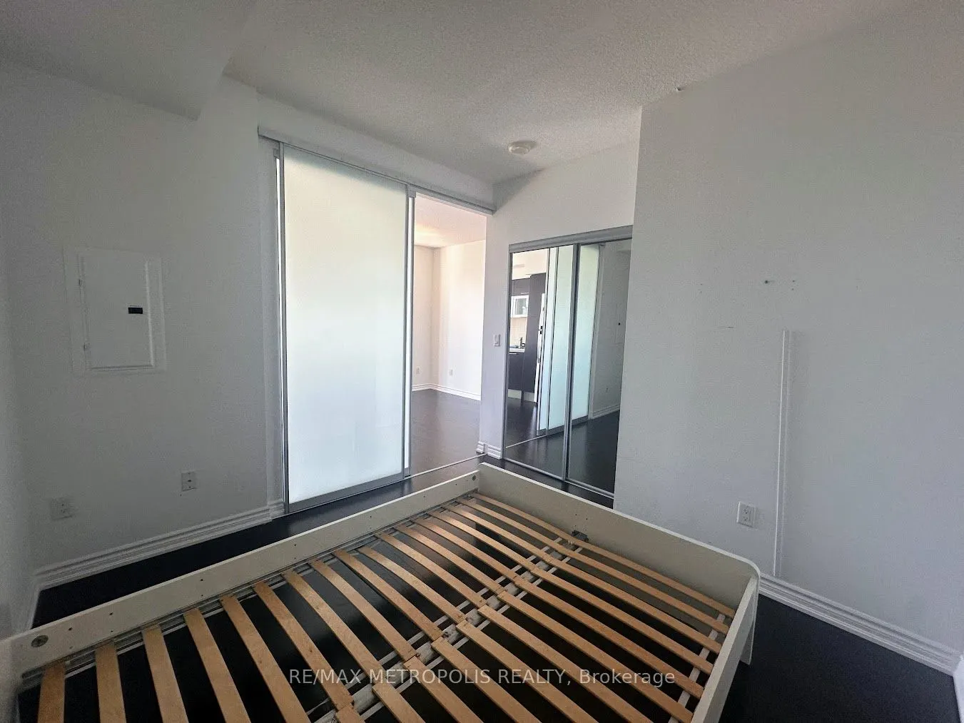 386 Yonge Street, #3911