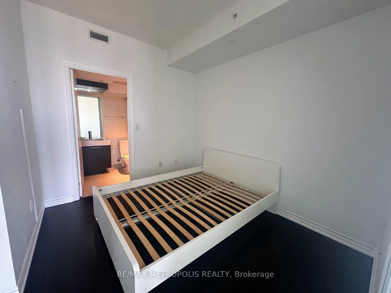 386 Yonge Street, #3911