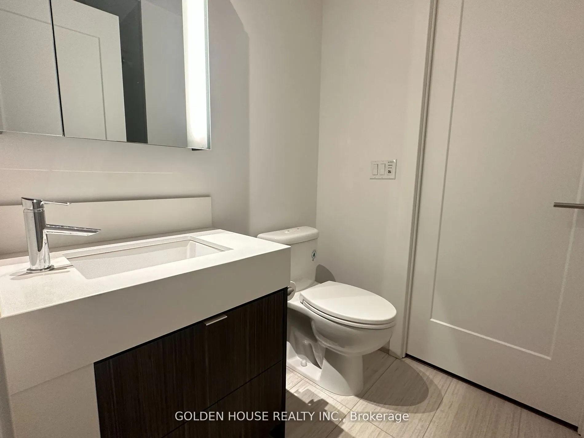 10 York Street, #5610