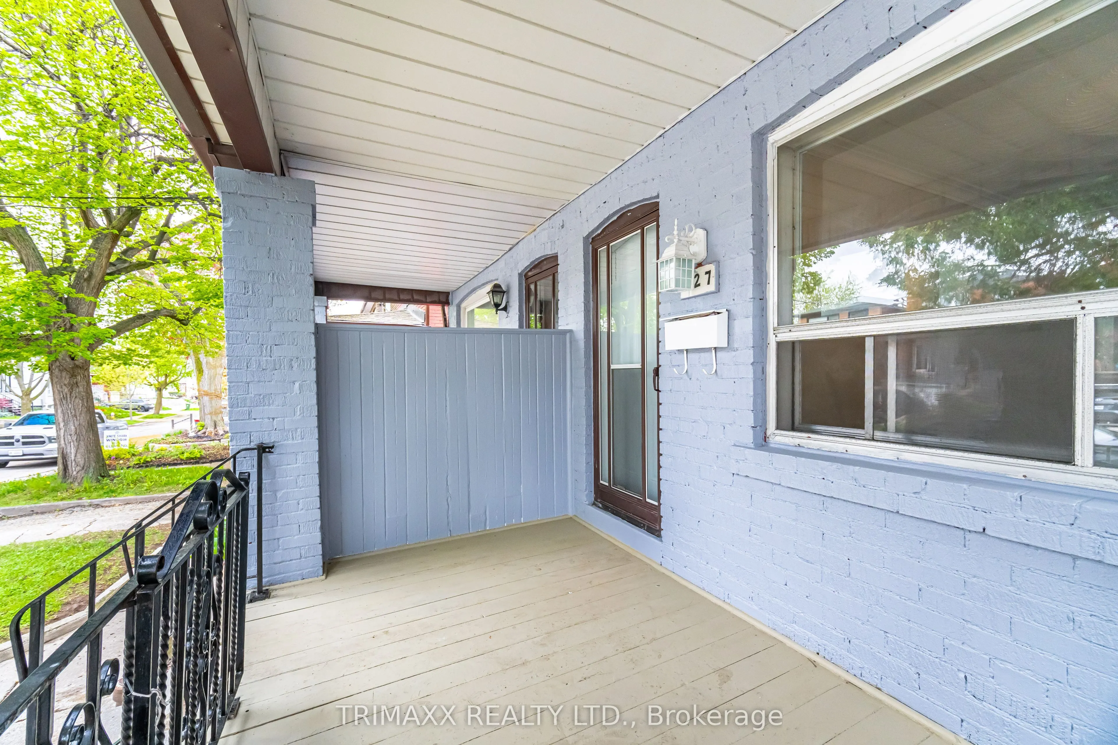 327 Atlas Avenue