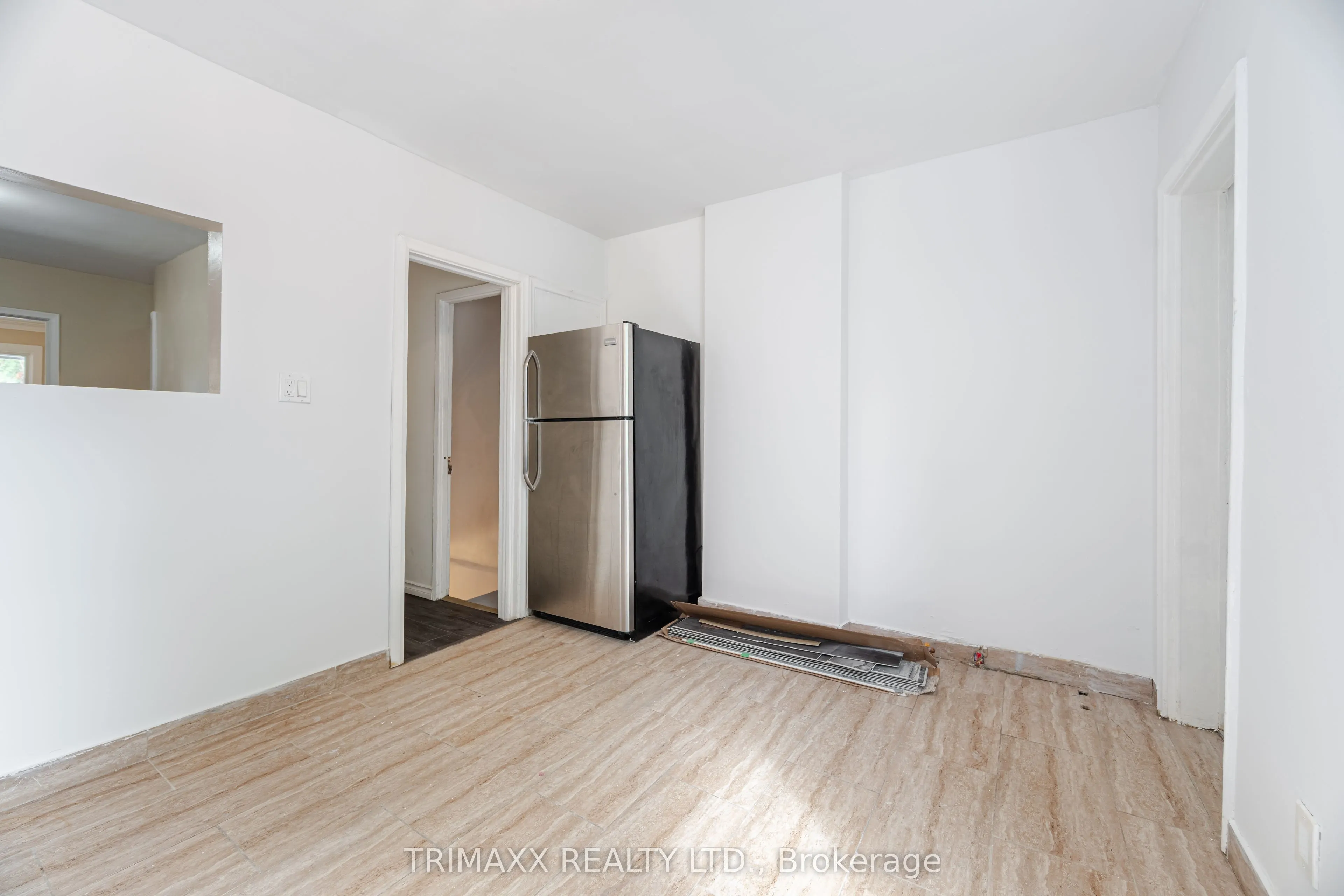 327 Atlas Avenue