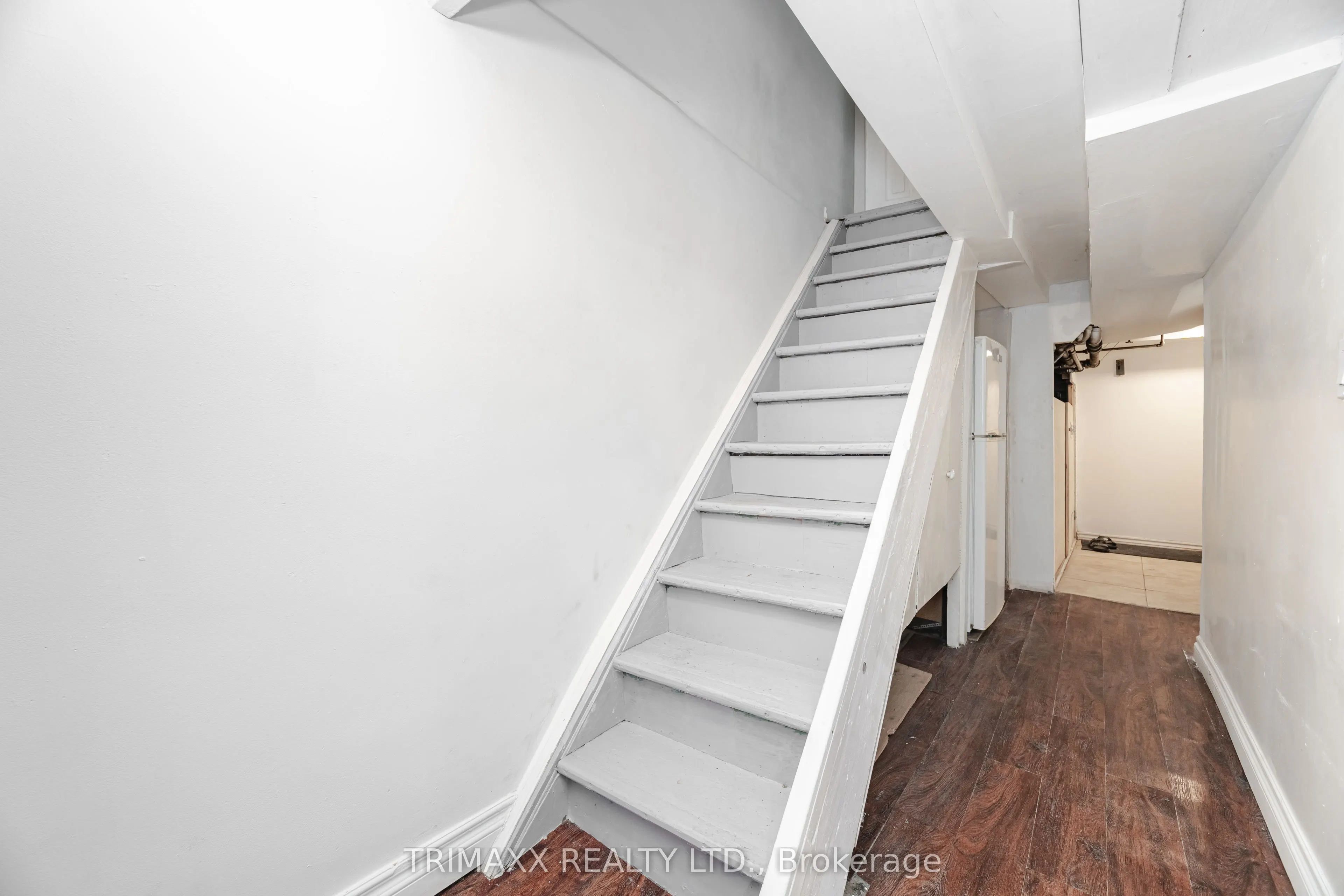 327 Atlas Avenue