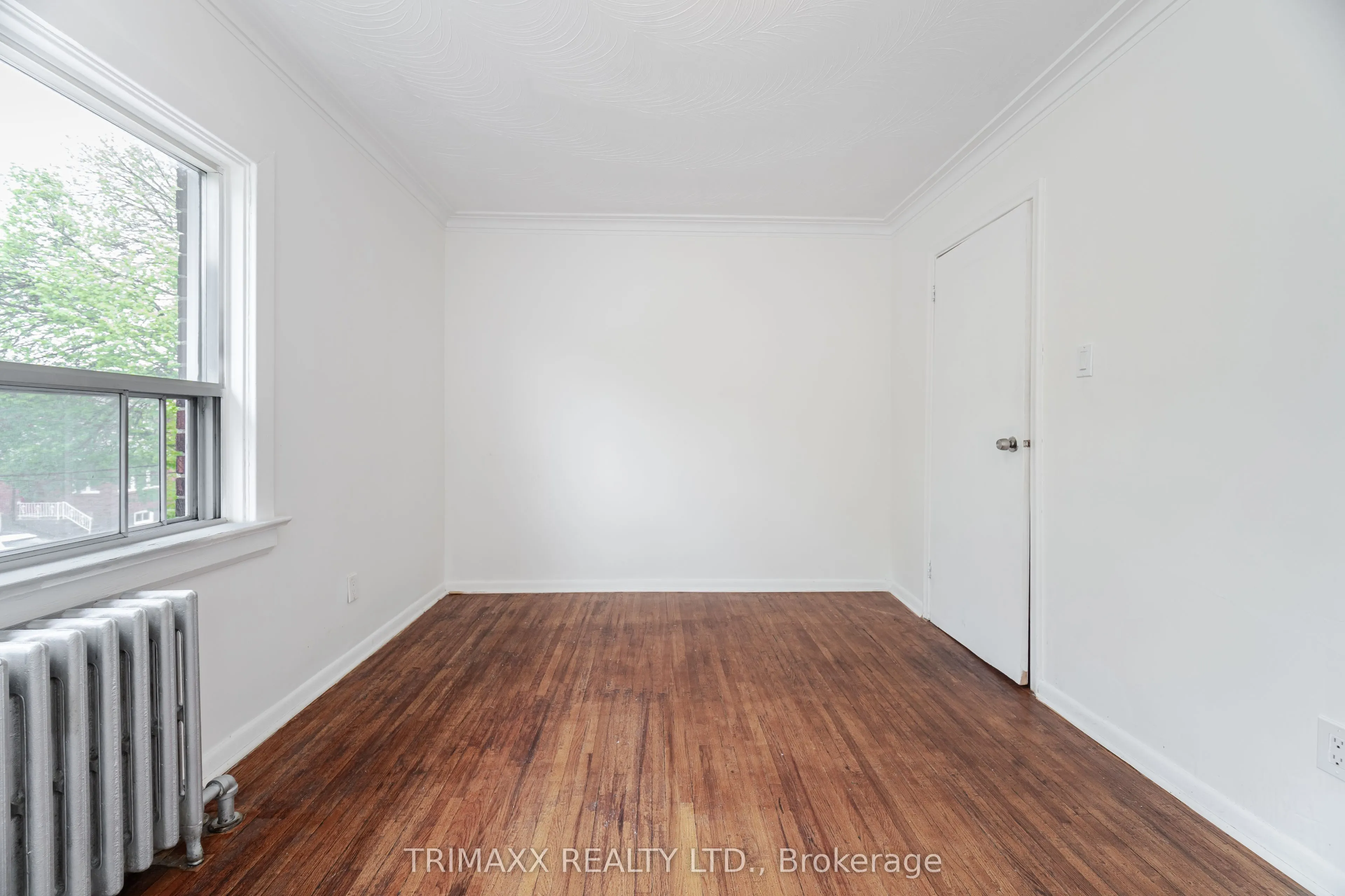 327 Atlas Avenue