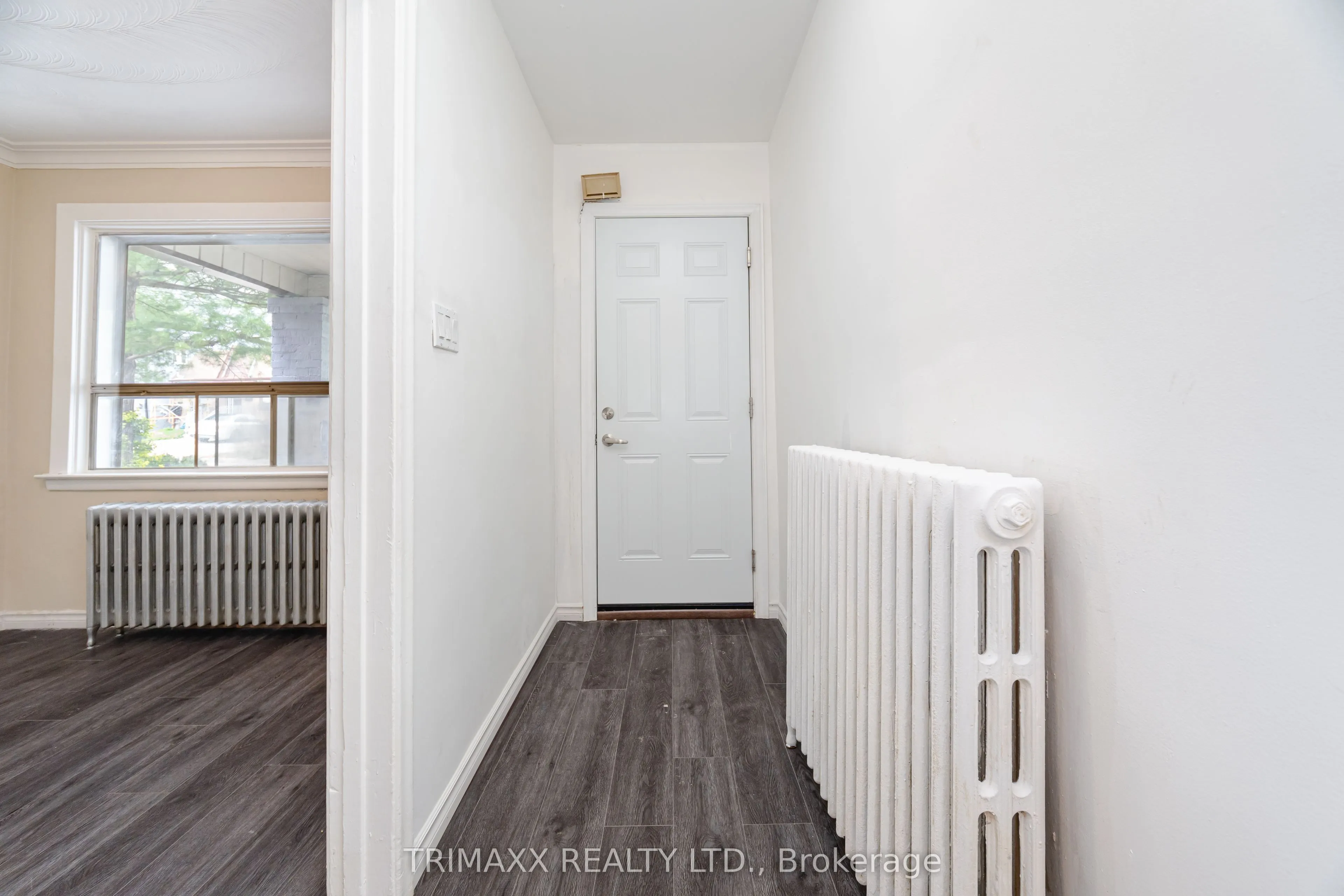 327 Atlas Avenue