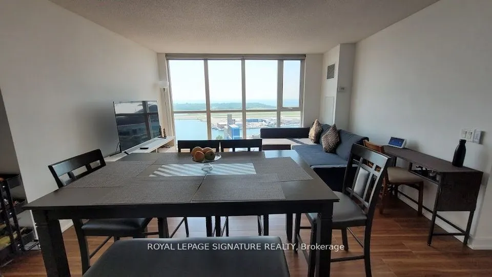 75 Queens Wharf, #3706