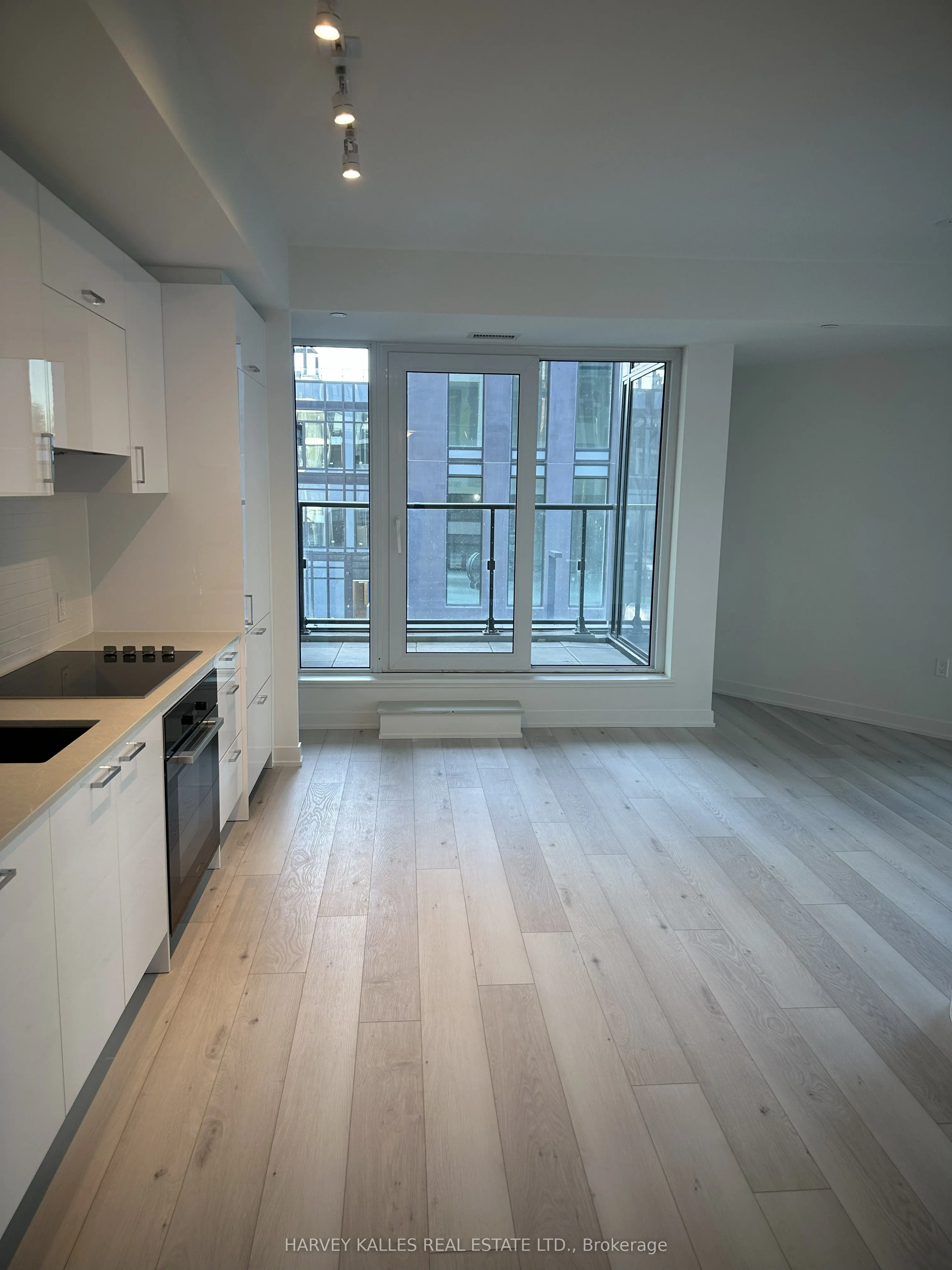 1 Kyle Lowry Road, #207