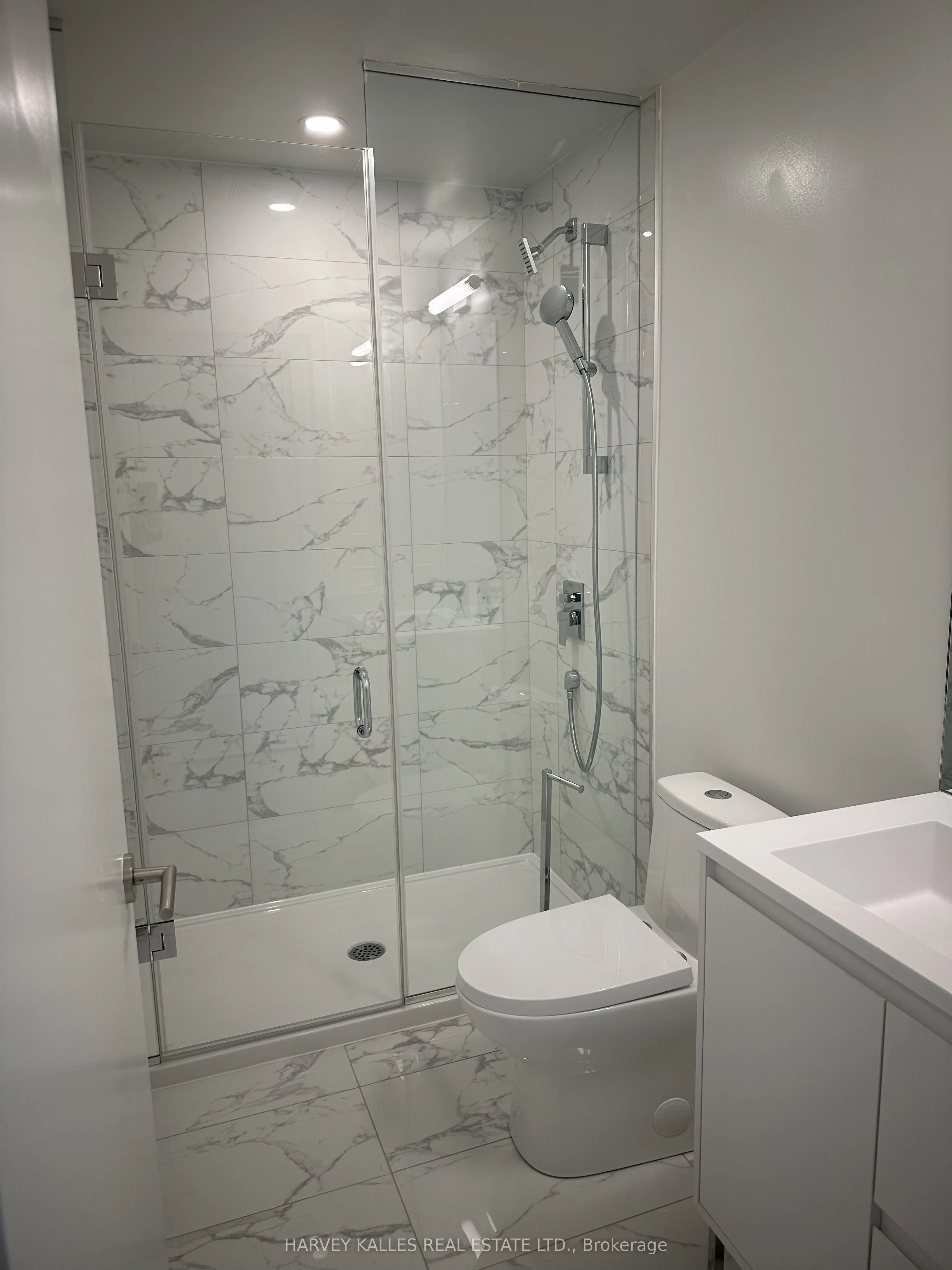 1 Kyle Lowry Road, #207