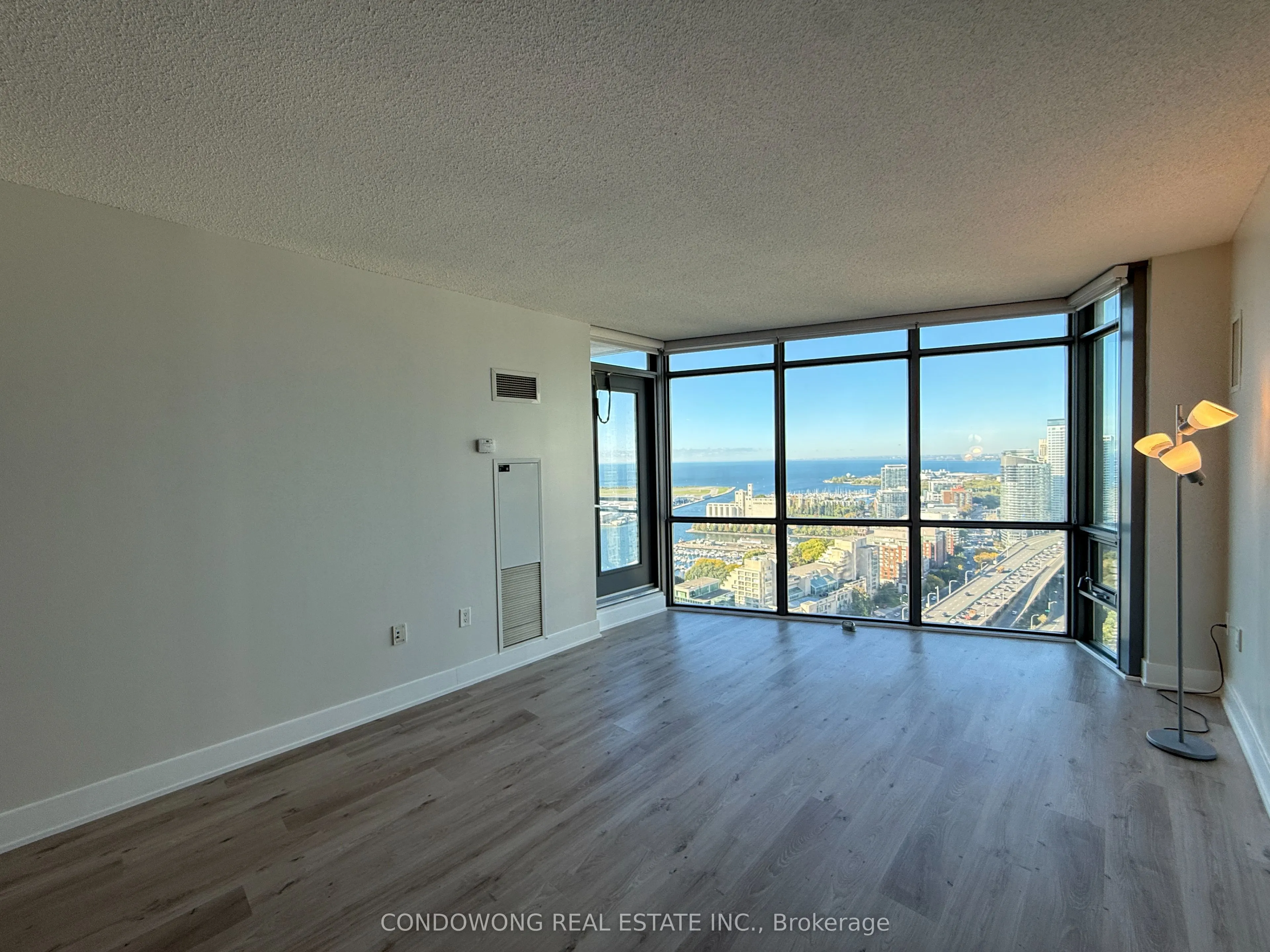 5 Mariner Terrace, #3705
