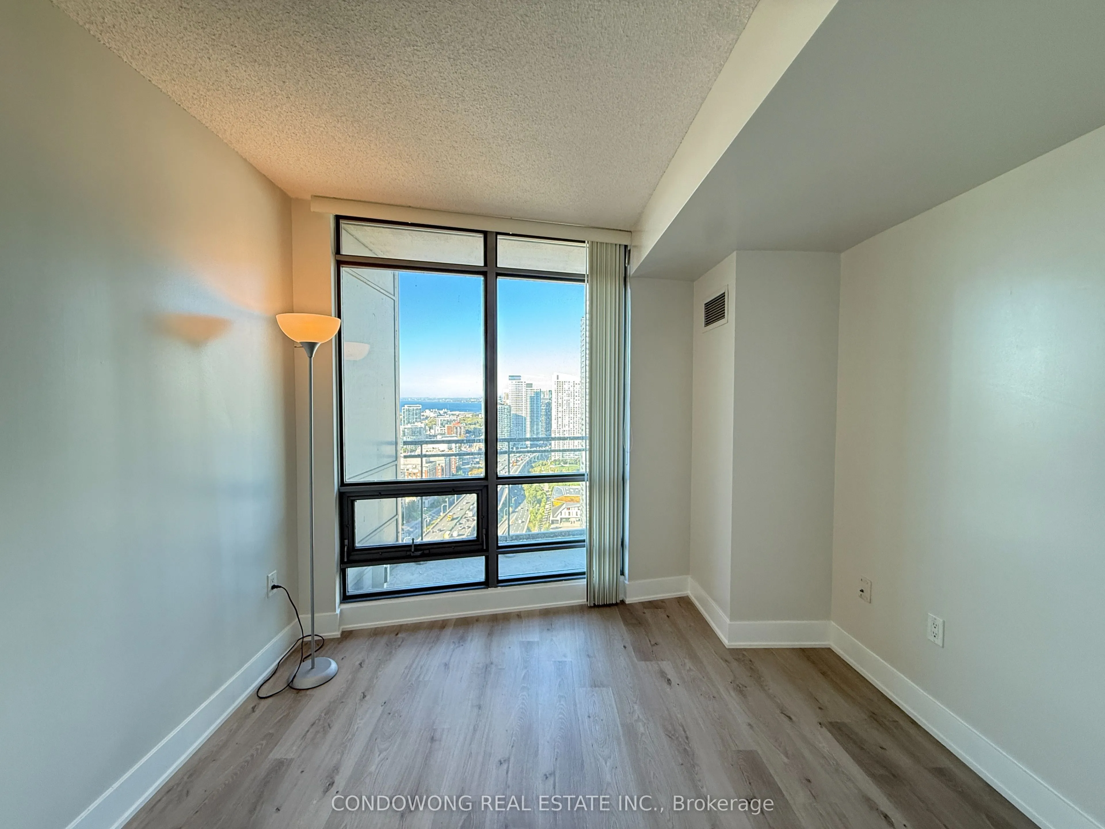5 Mariner Terrace, #3705