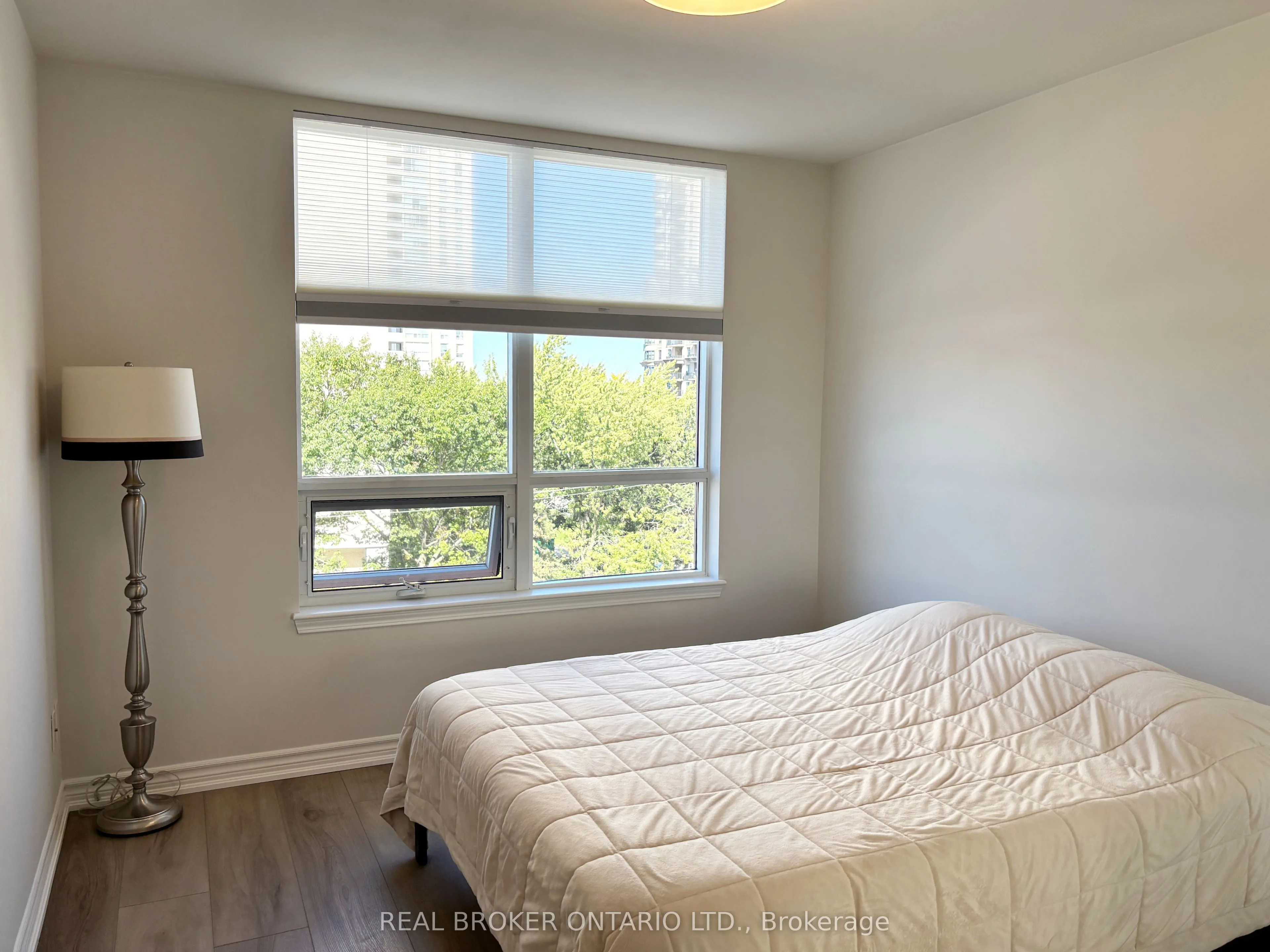 27 Rean Drive, #613
