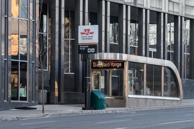 273 Sheppard Avenue W