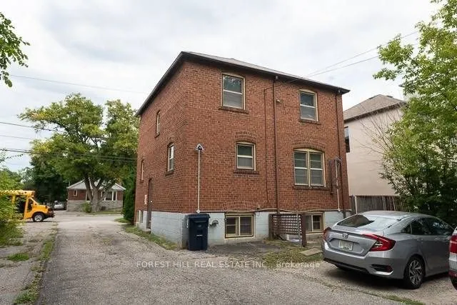 273 Sheppard Avenue W