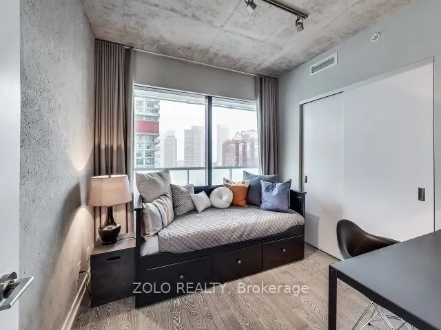 11 Charlotte Street, #1107