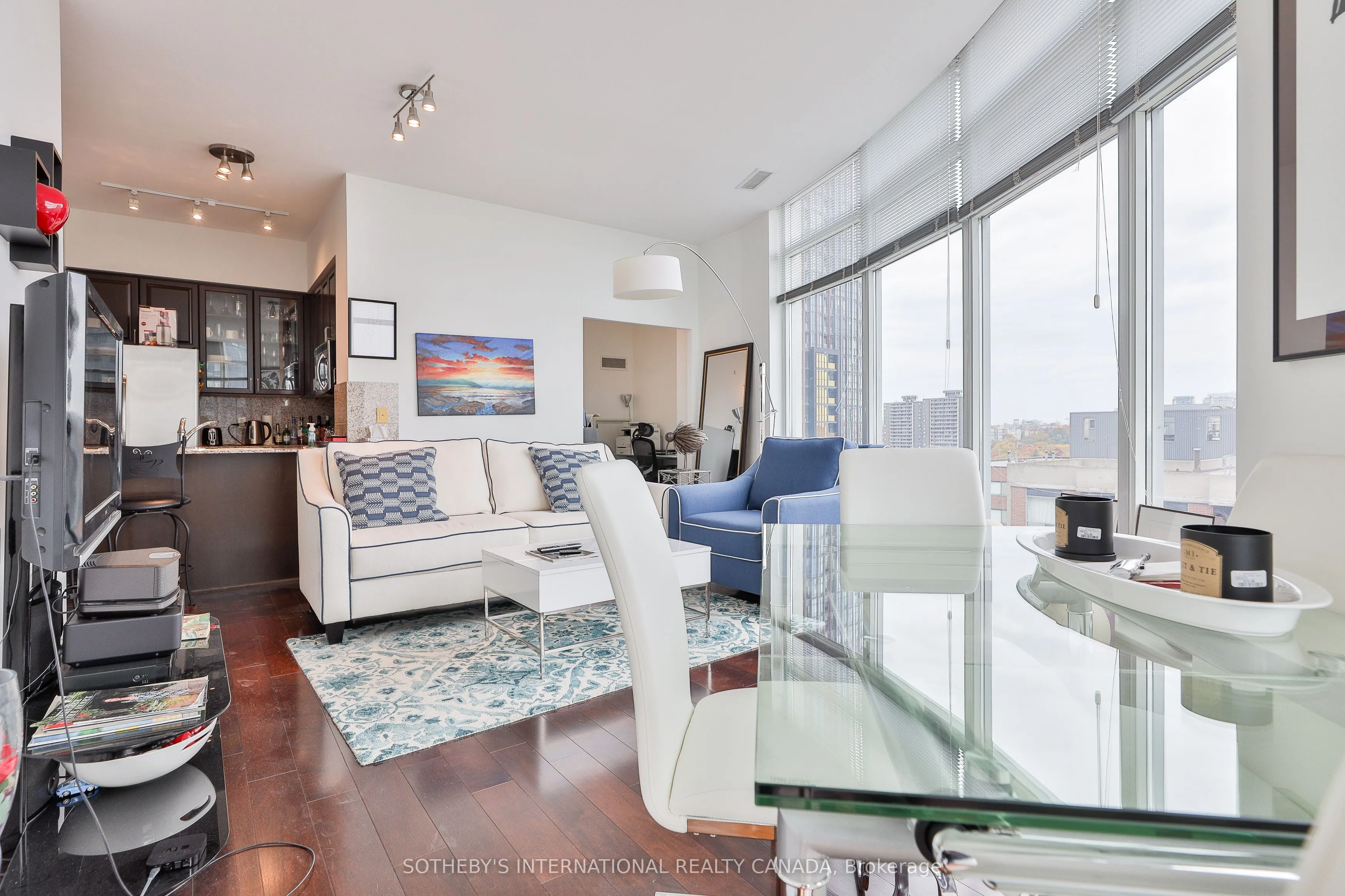 8 Scollard Street #Ph 201
