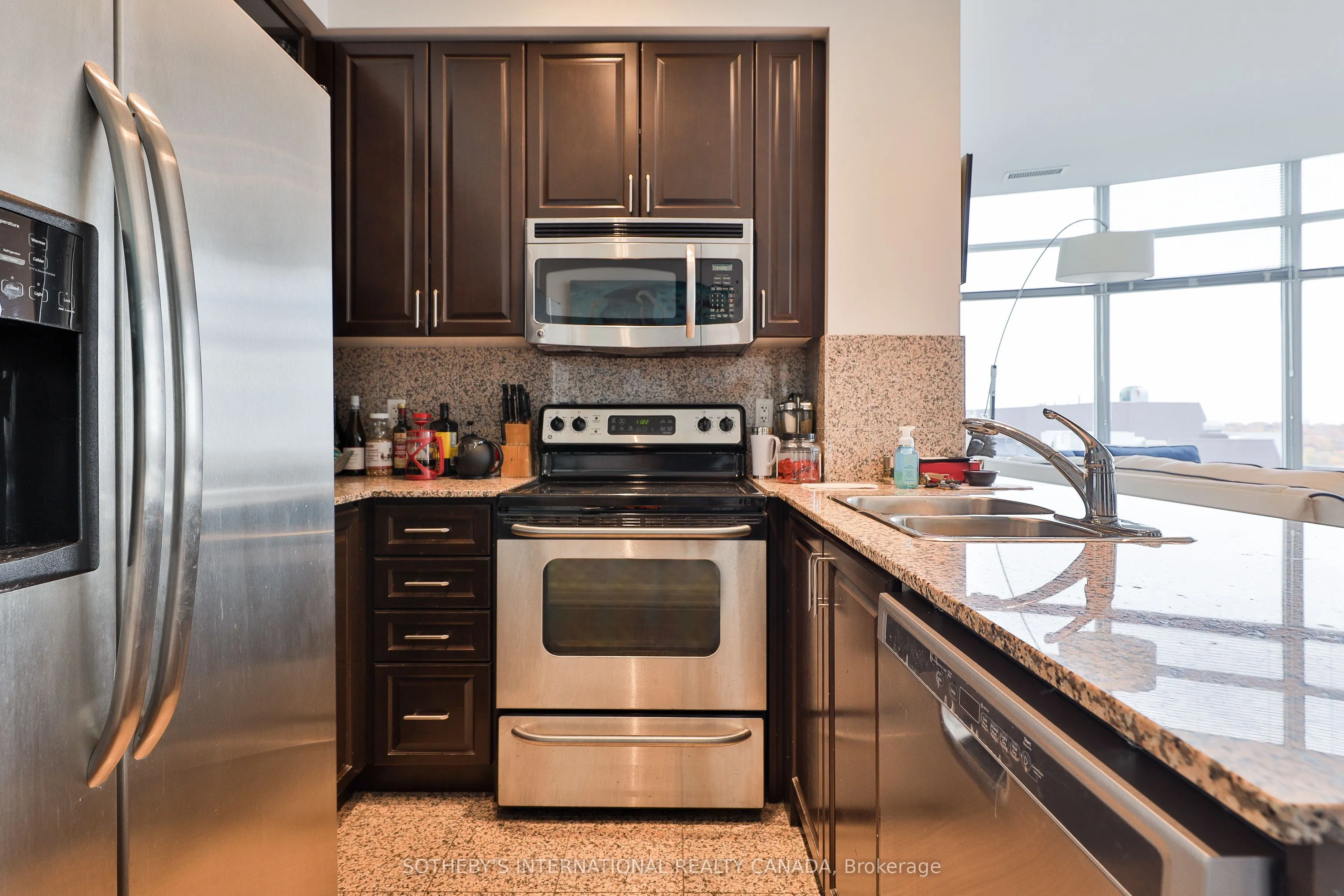 8 Scollard Street #Ph 201