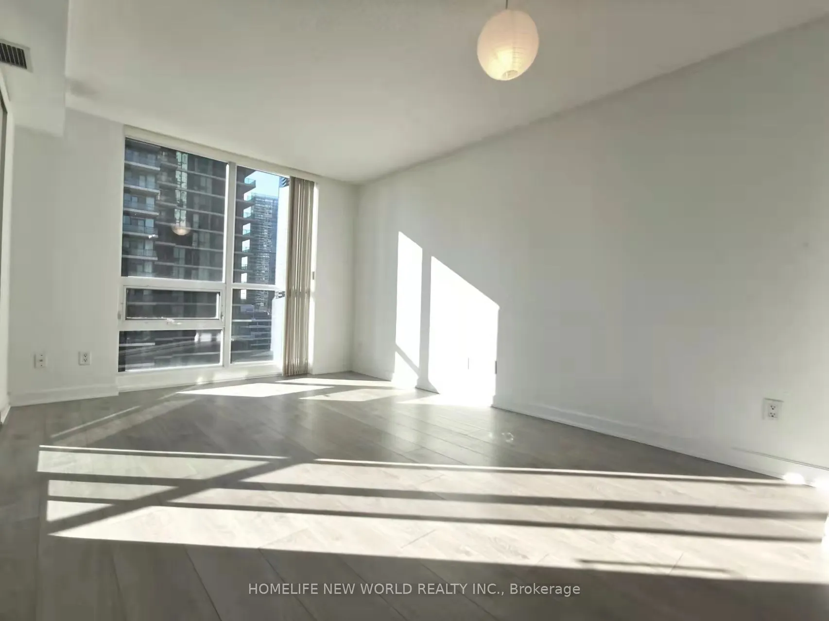 12 Yonge Street, #1709
