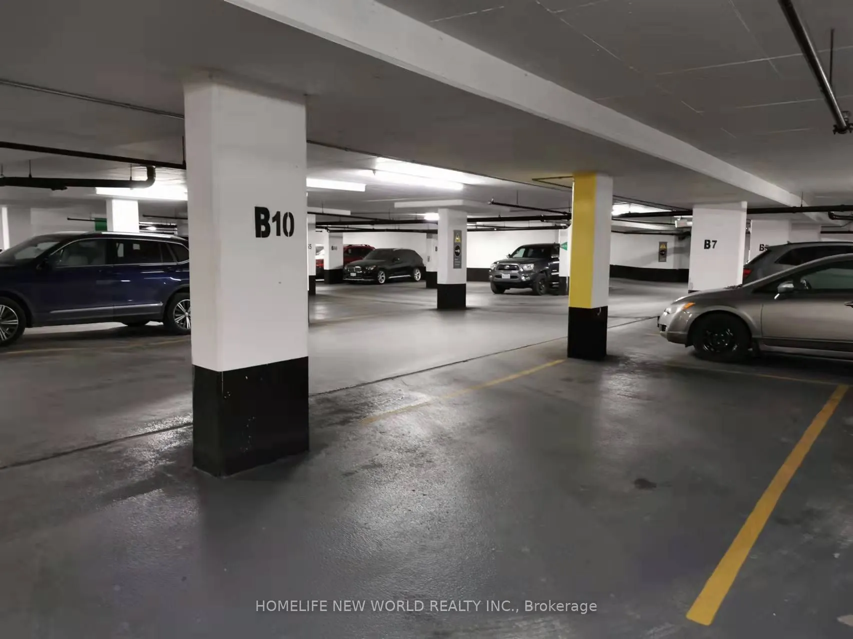12 Yonge Street, #1709