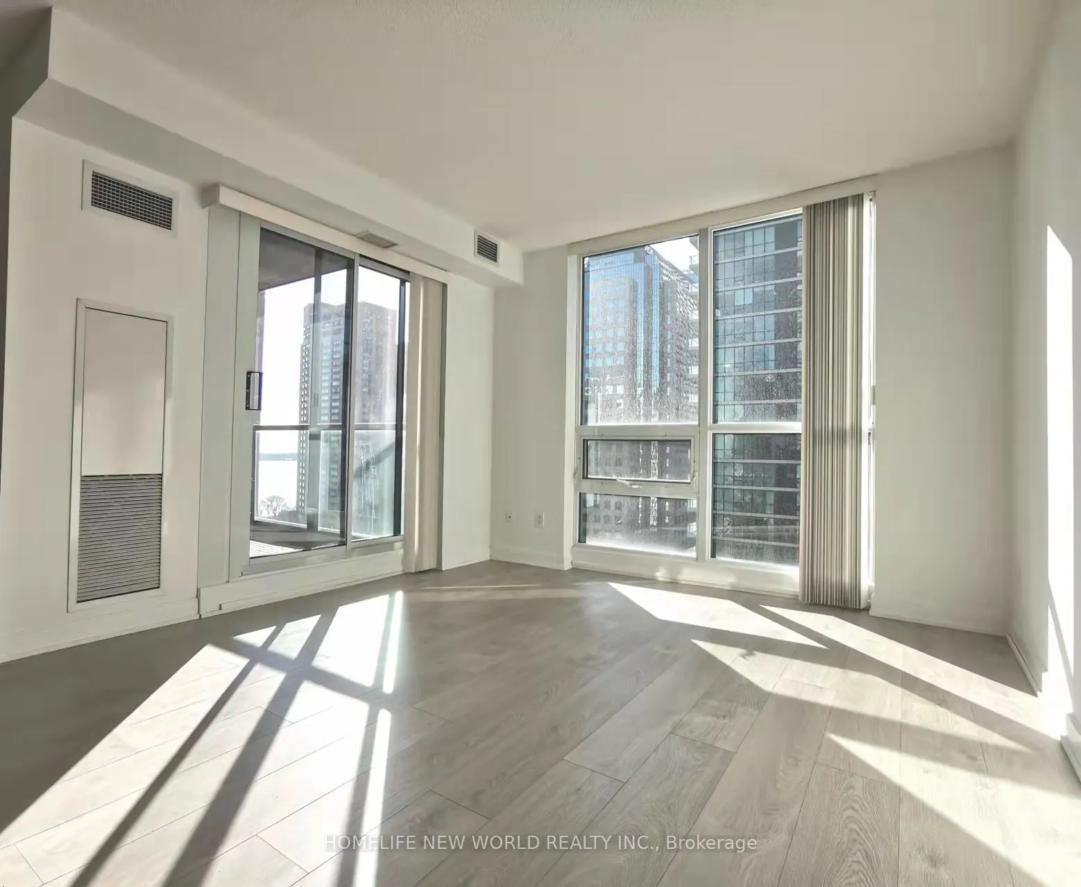 12 Yonge Street, #1709