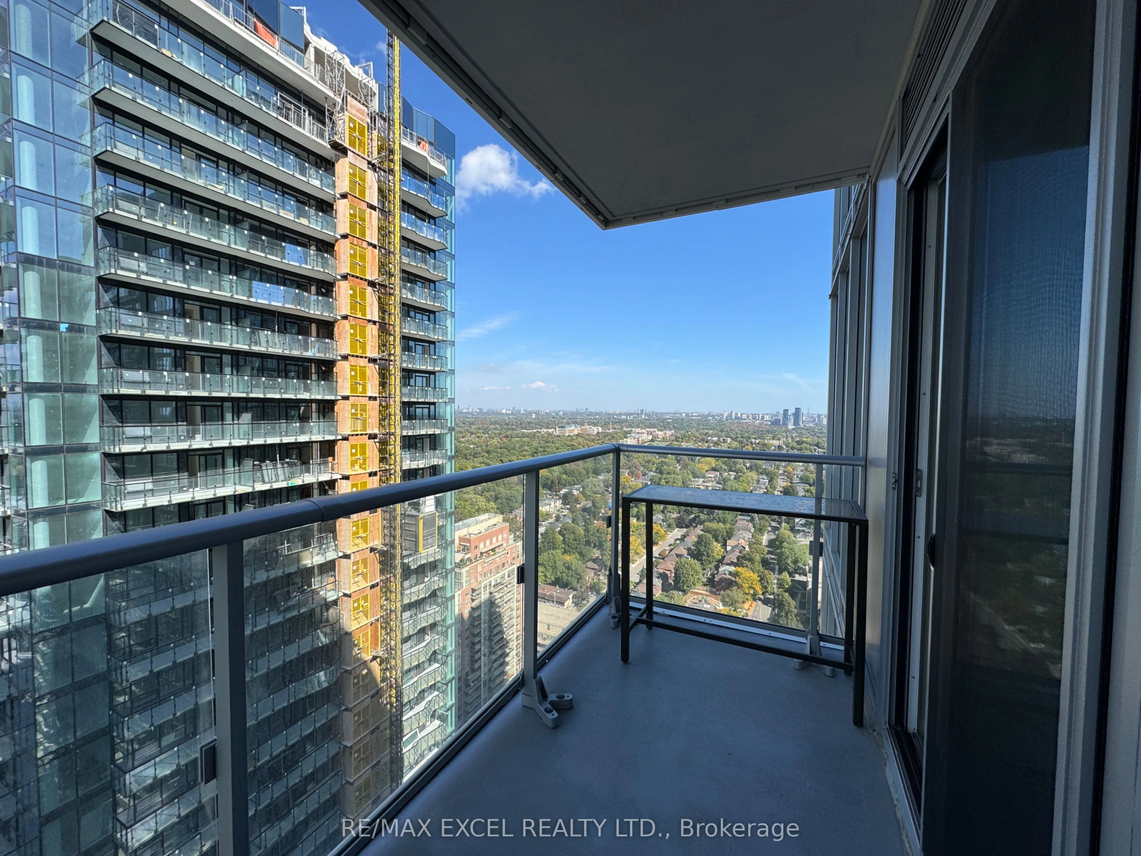 99 Broadway Avenue, #3303