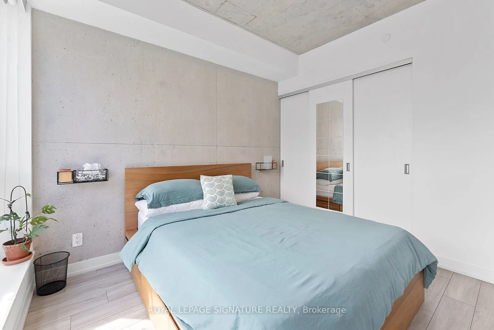 458 Richmond Street W, #1203