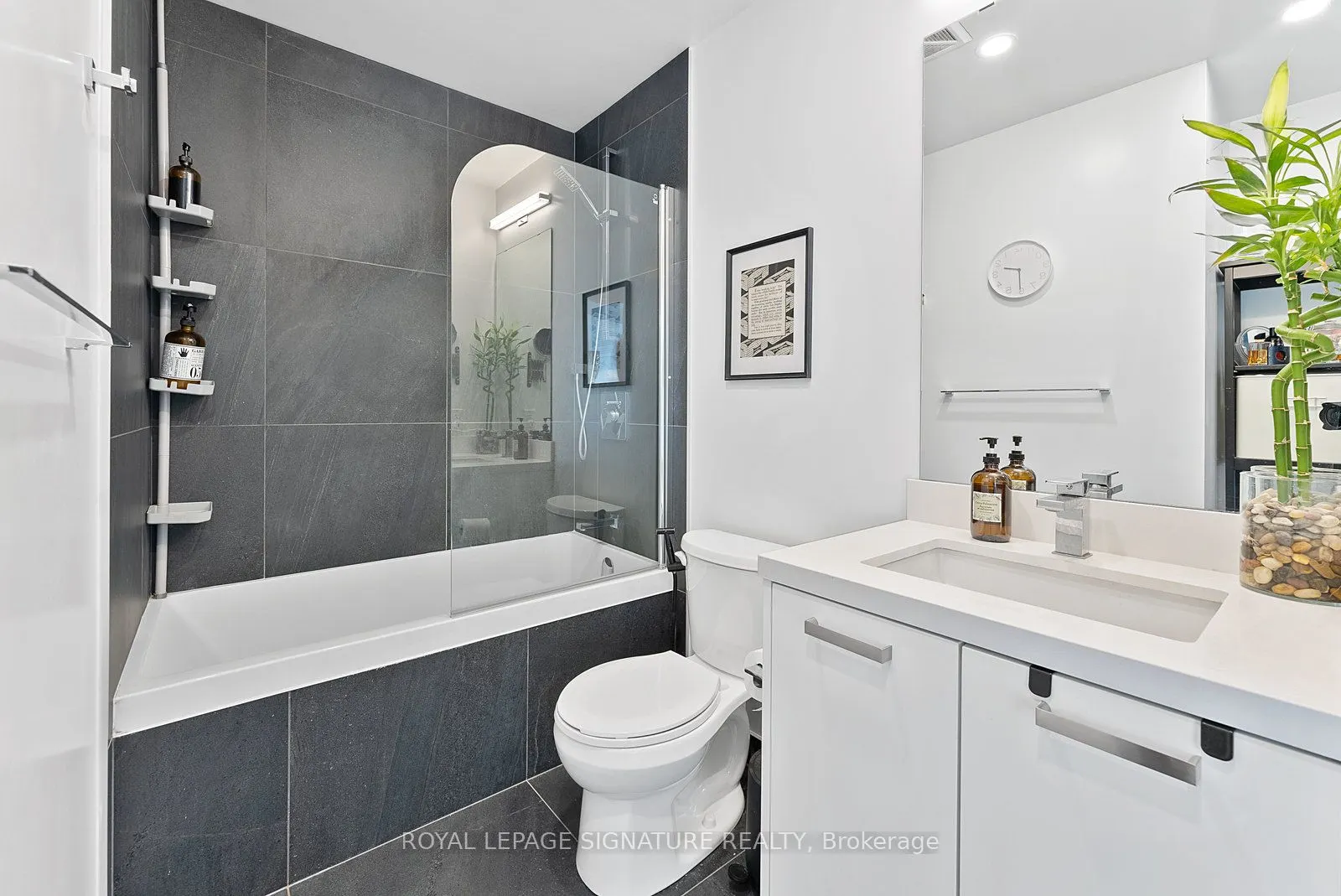 458 Richmond Street W, #1203