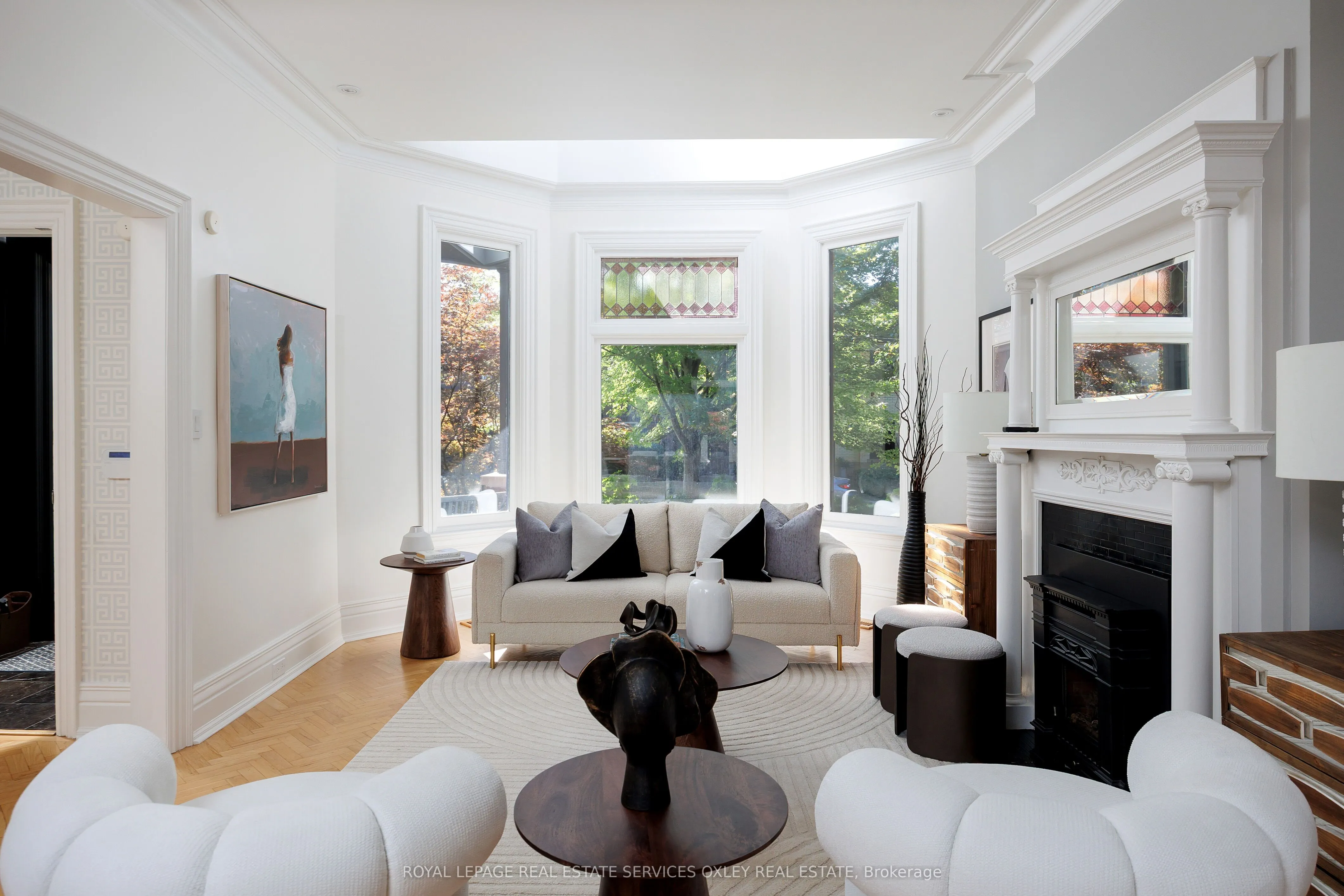 134 Roxborough Street W
