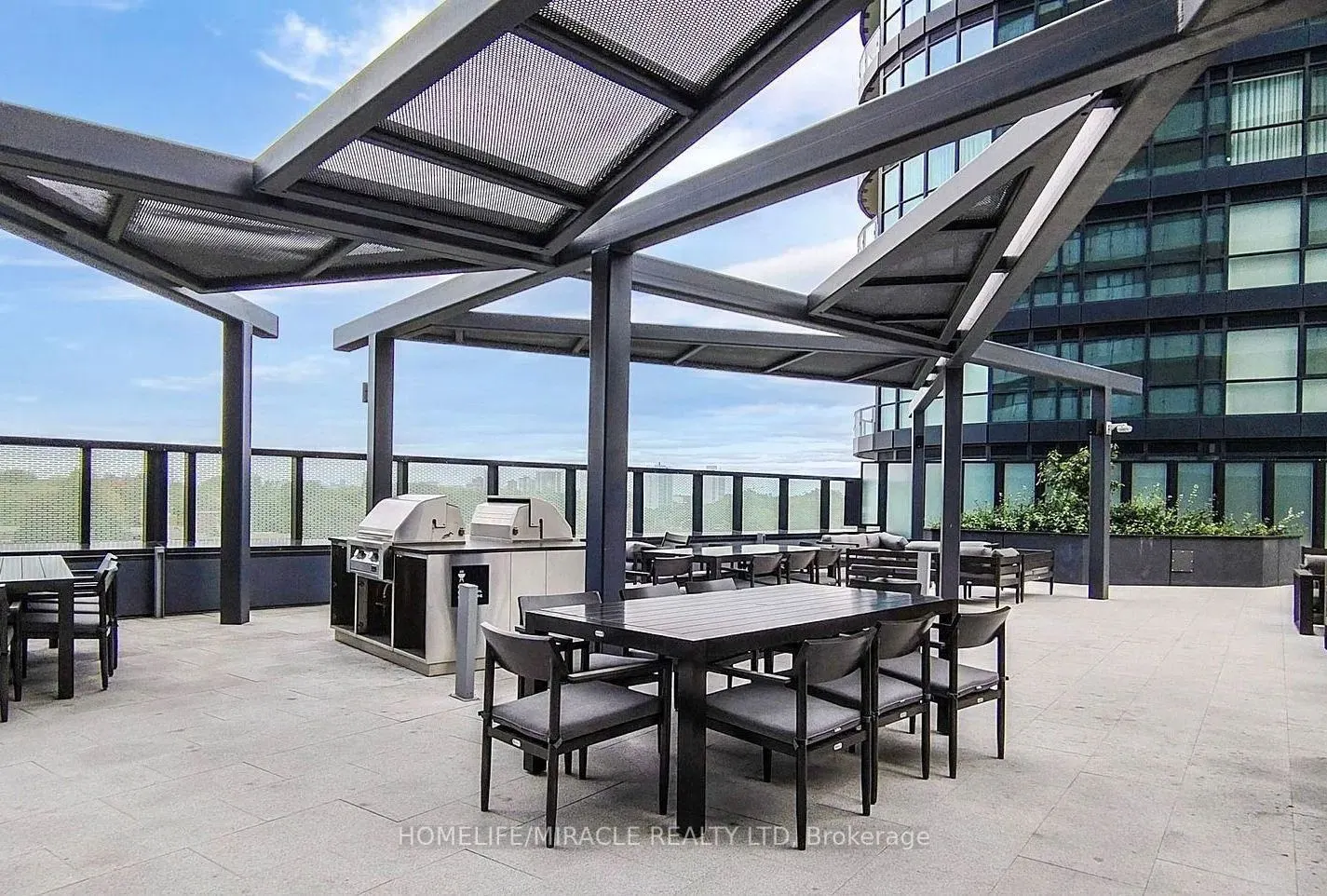 585 Bloor Street E, #1624