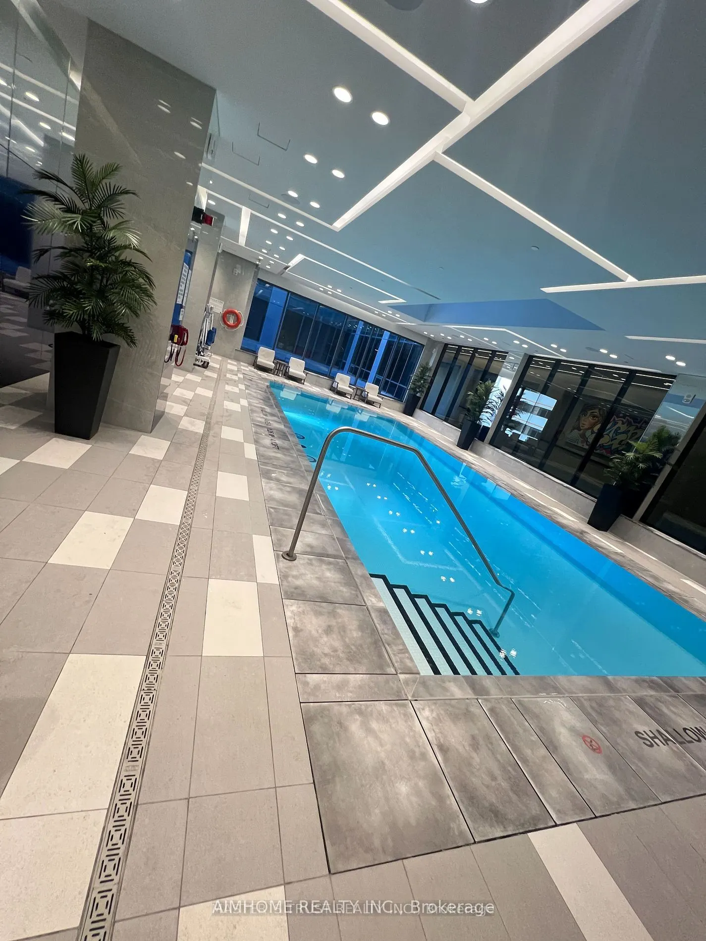 395 Bloor Street E, #1709