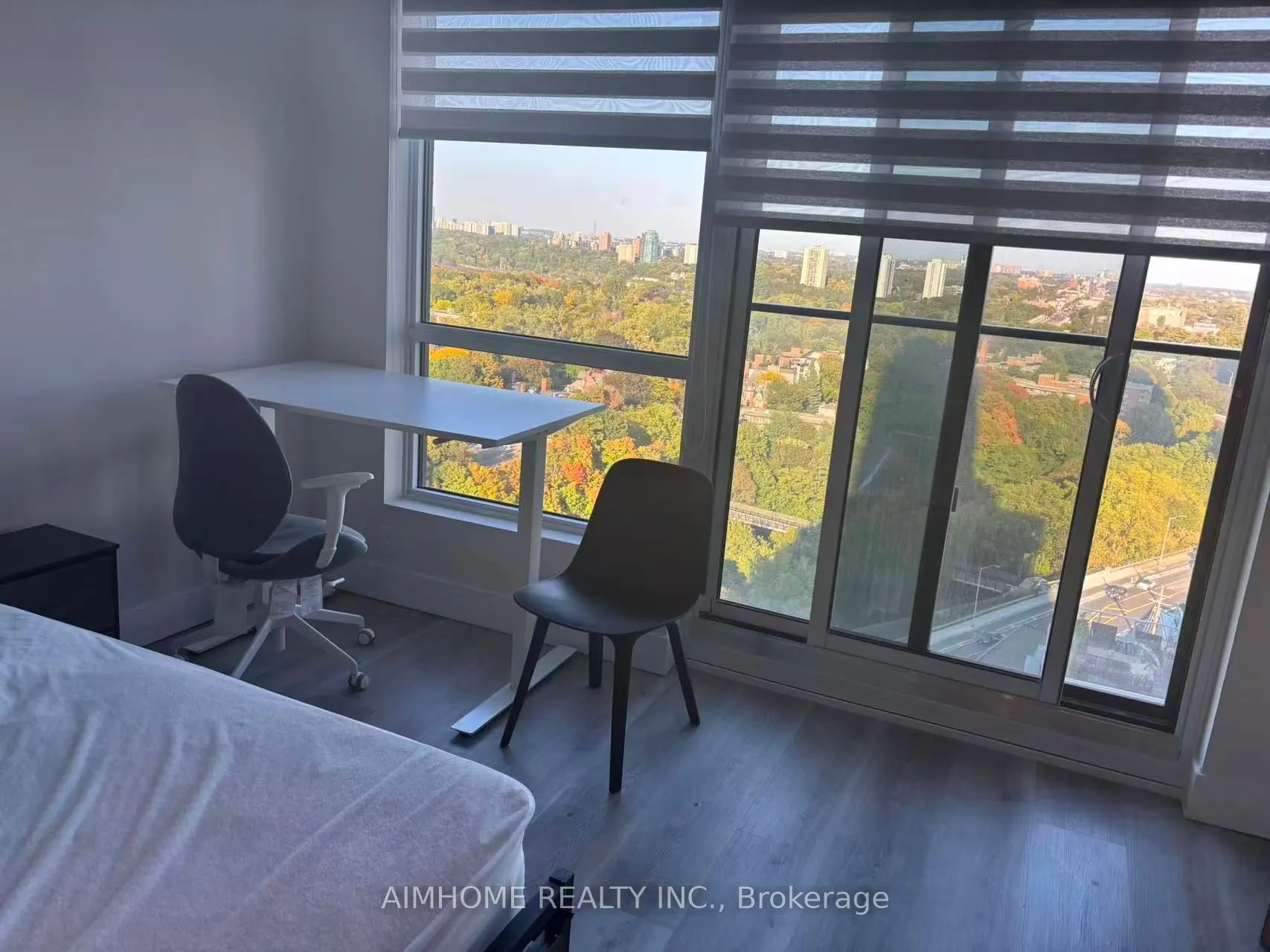 395 Bloor Street E, #1709