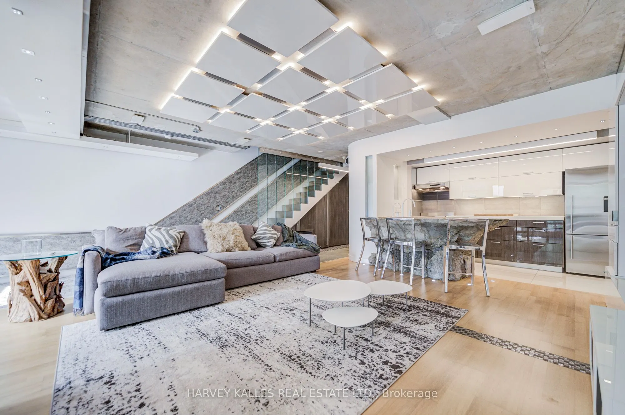 55 Stewart Street, #121