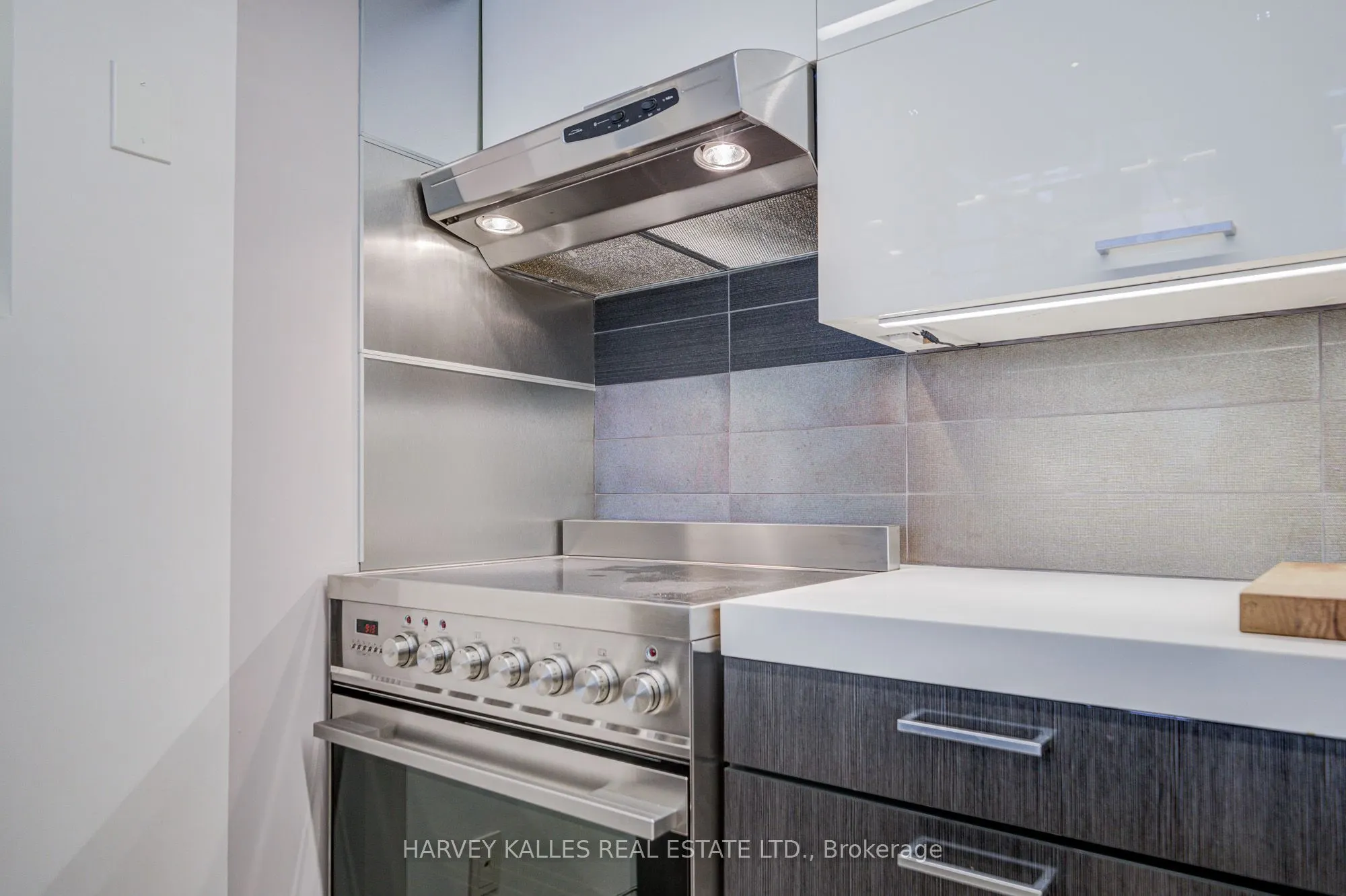55 Stewart Street, #121