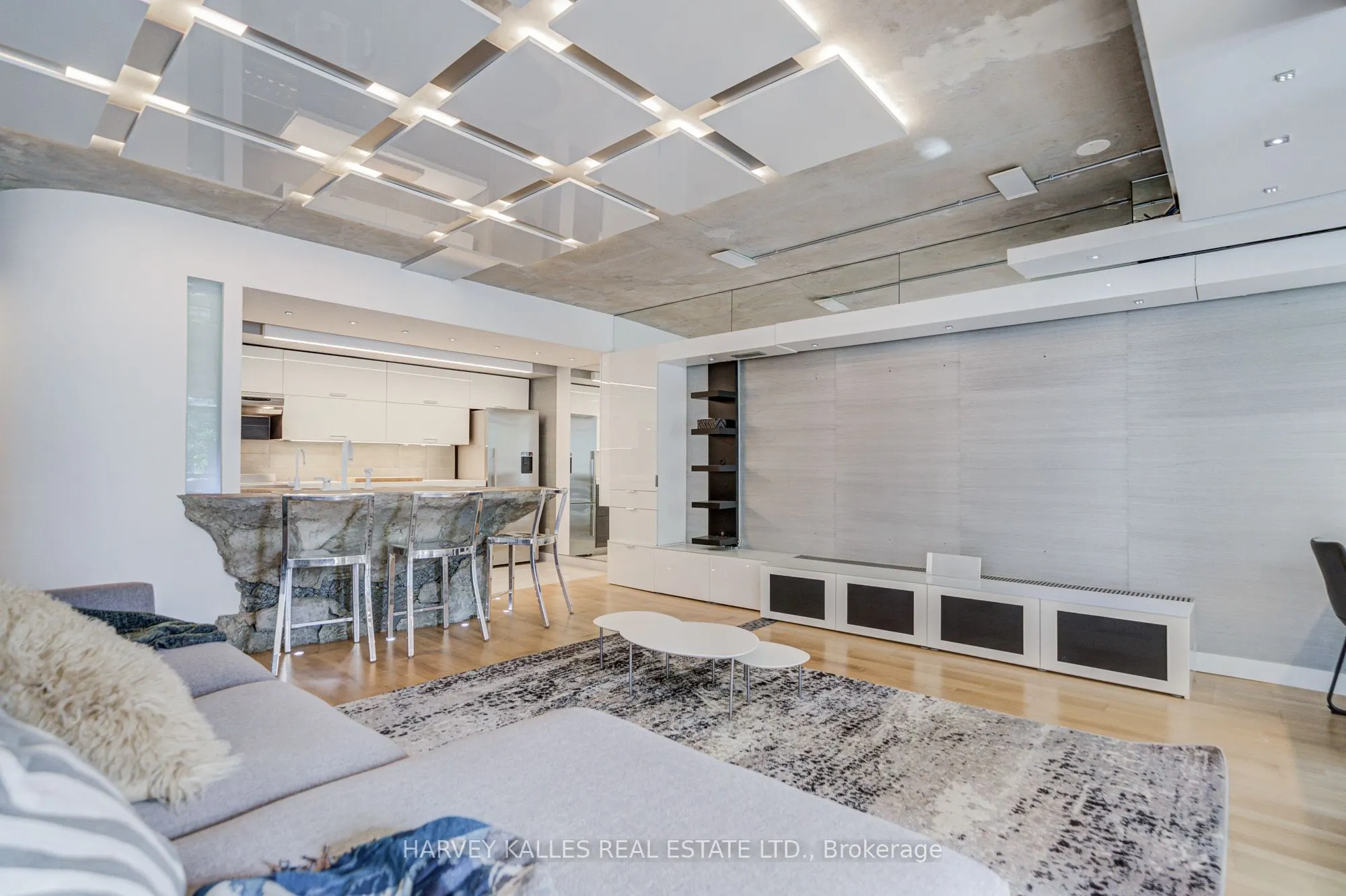 55 Stewart Street, #121