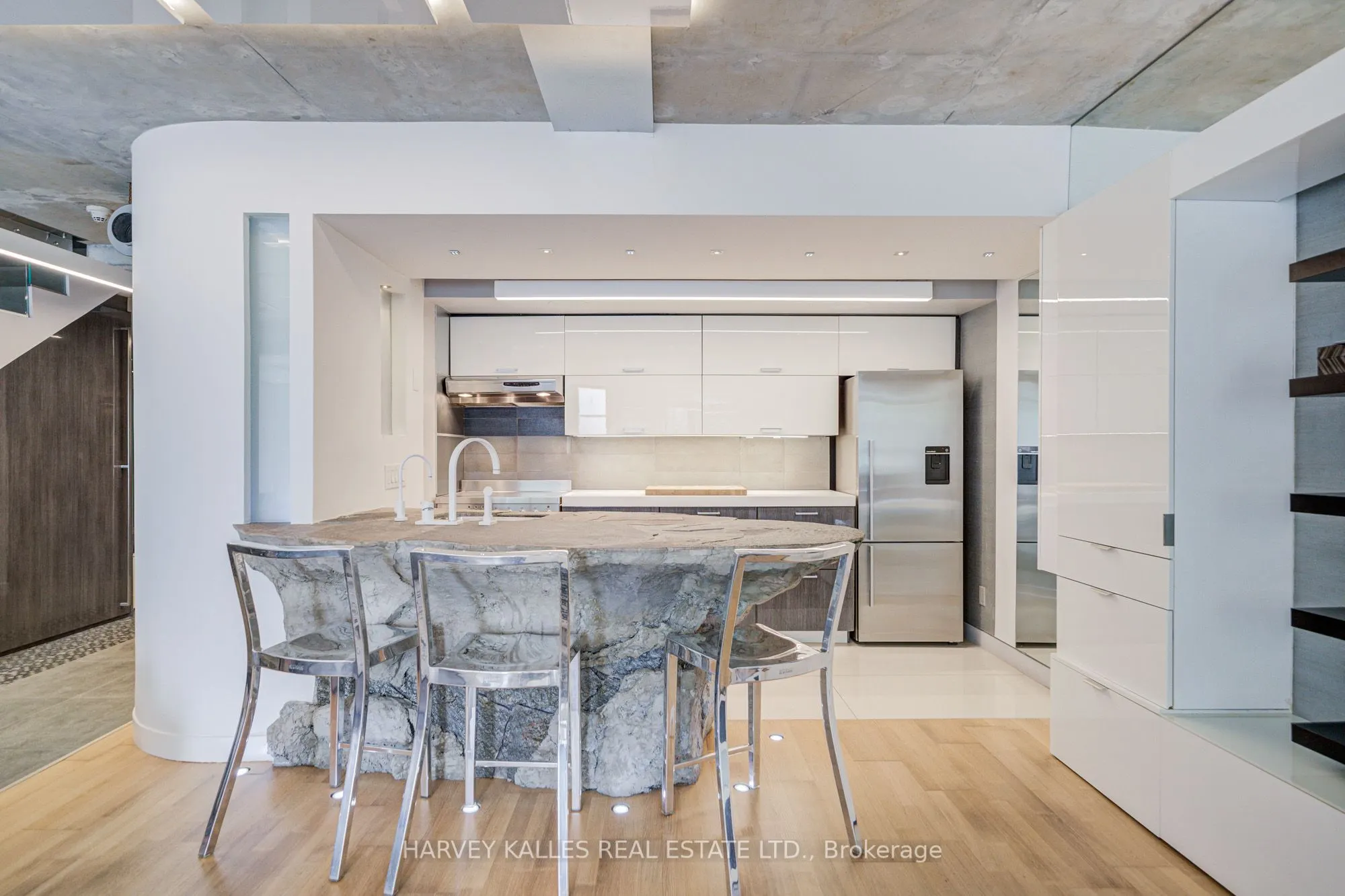 55 Stewart Street, #121