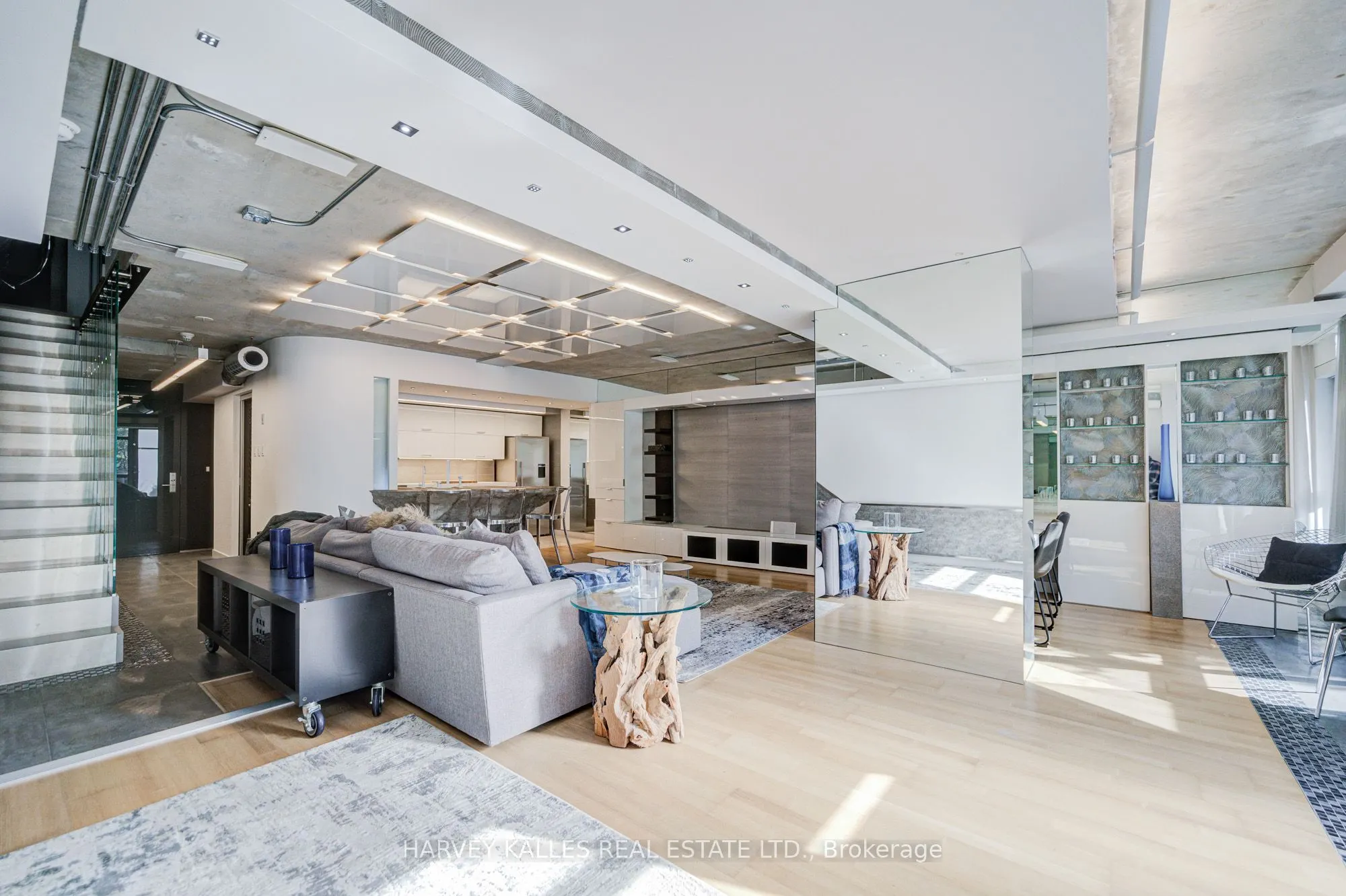 55 Stewart Street, #121