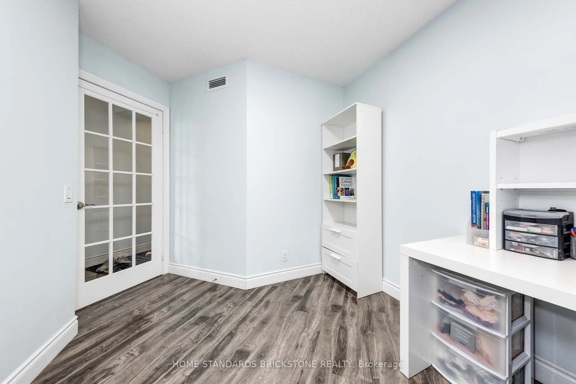 78 Harrison Garden Boulevard, #1701