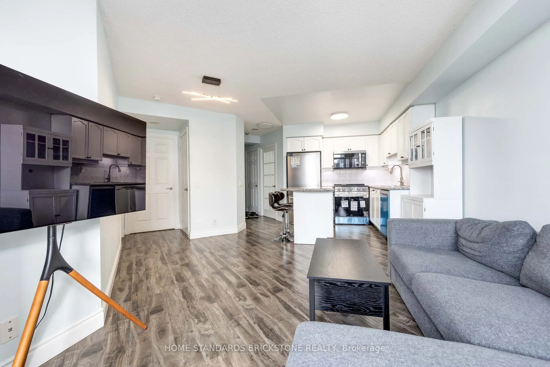78 Harrison Garden Boulevard, #1701