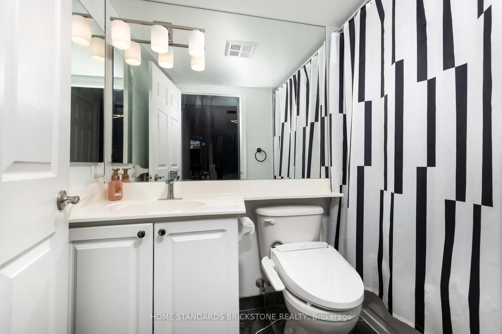78 Harrison Garden Boulevard, #1701