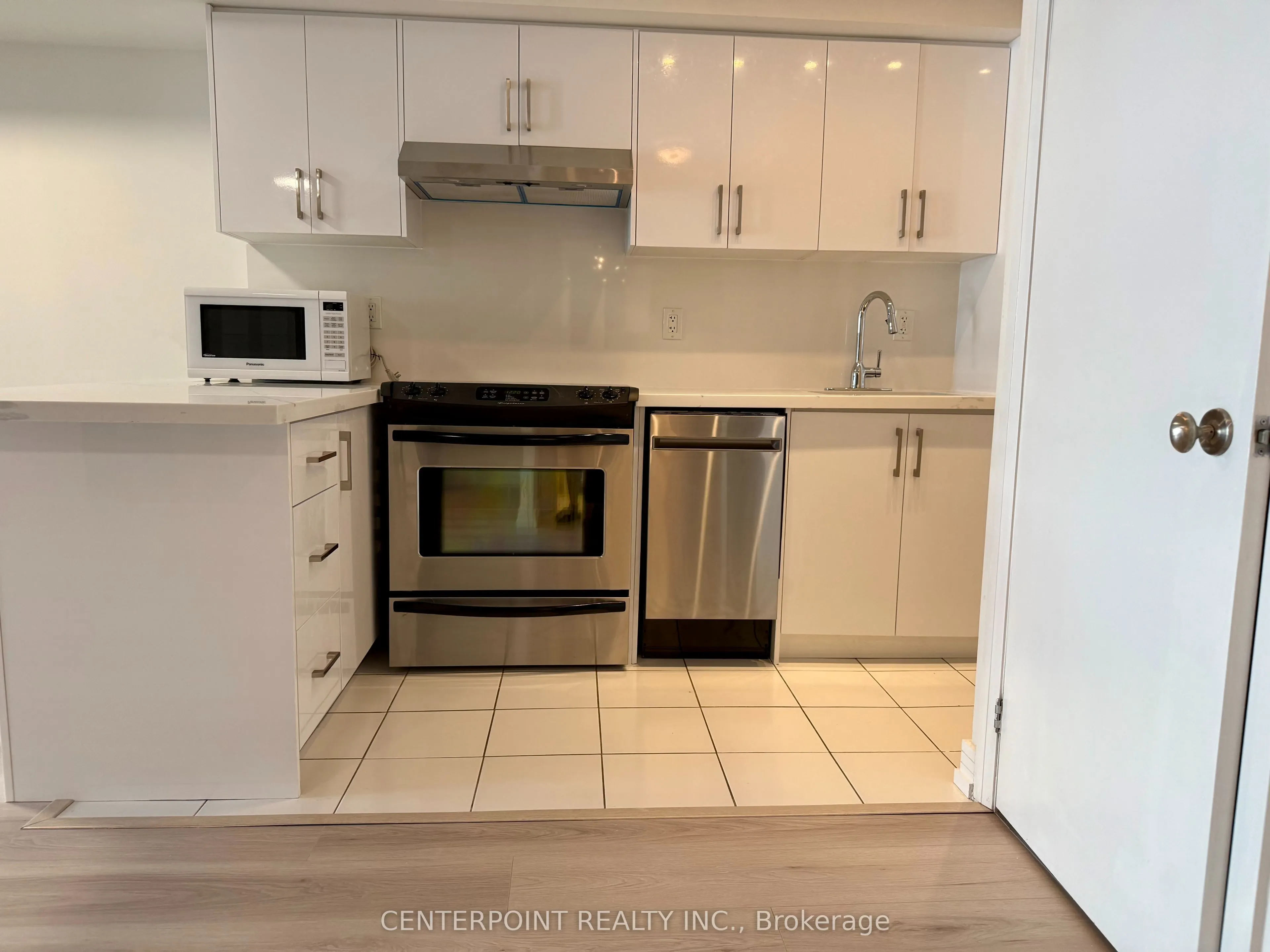 111 Elizabeth Street, #1003