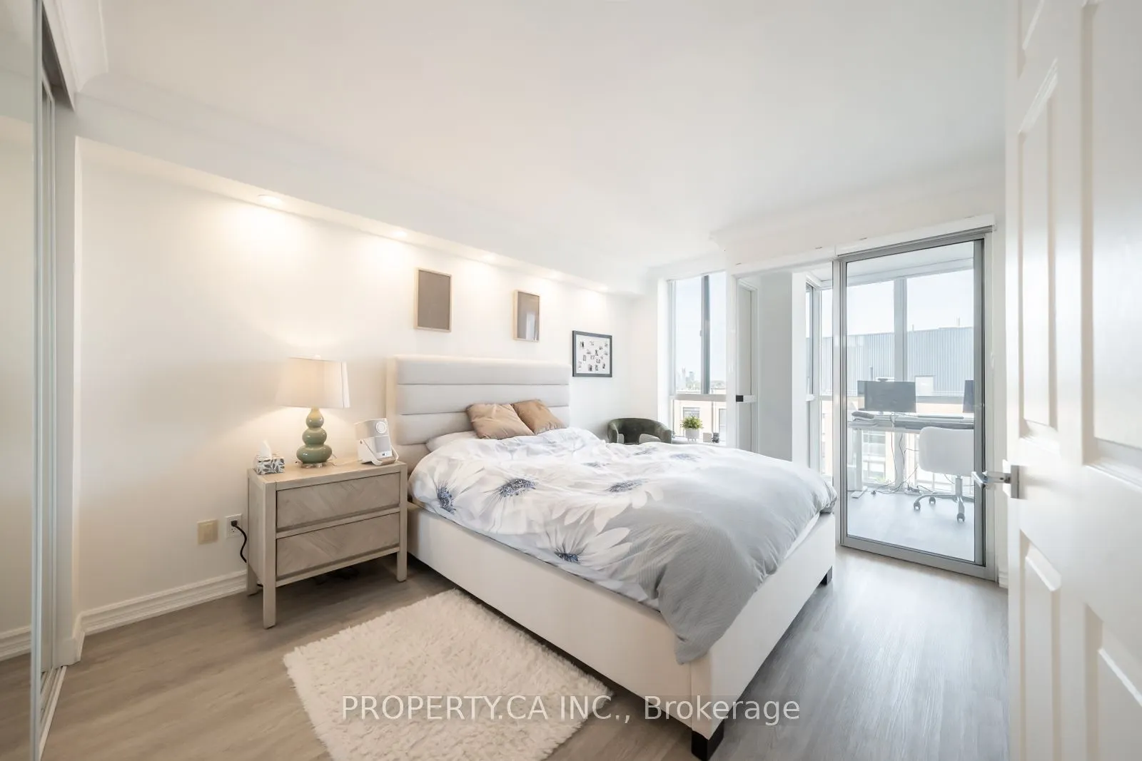 801 King Street W, #1019
