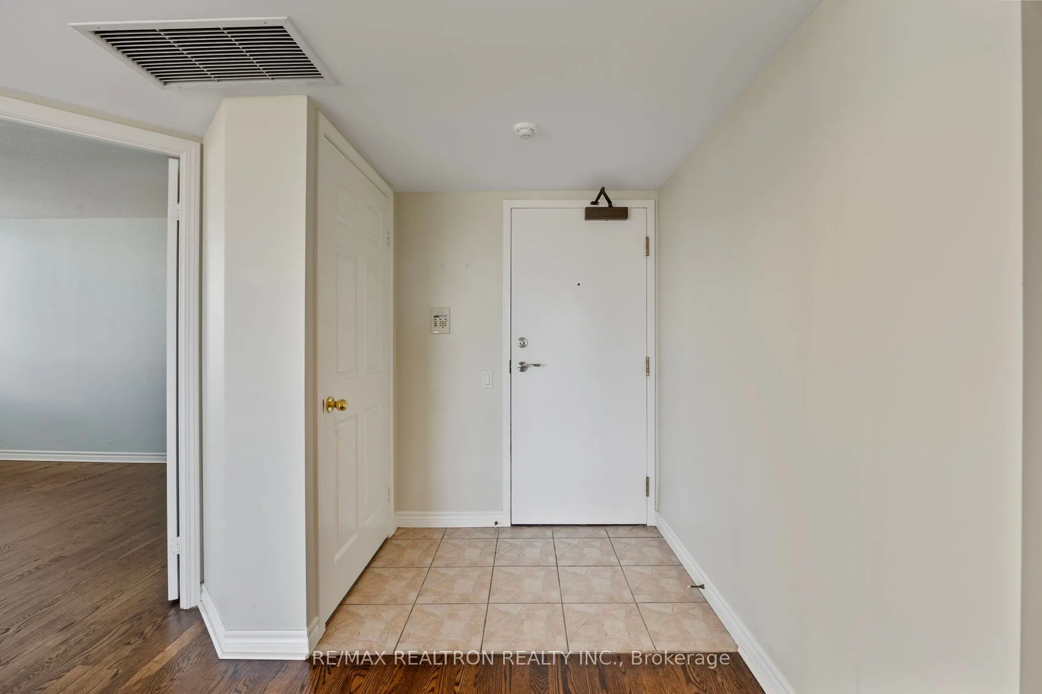 8 Covington Road, #604