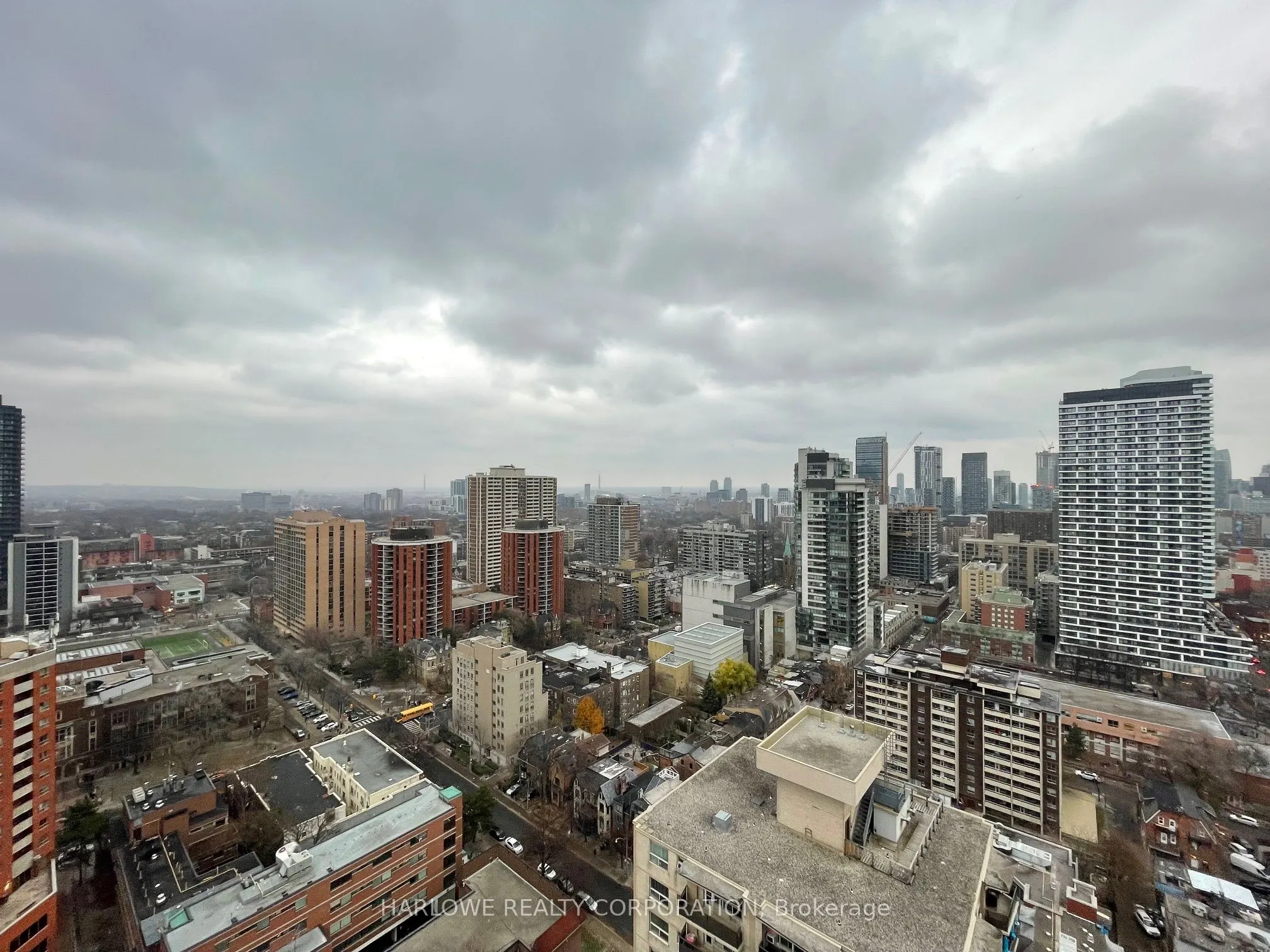 81 Wellesley Street E, #2402