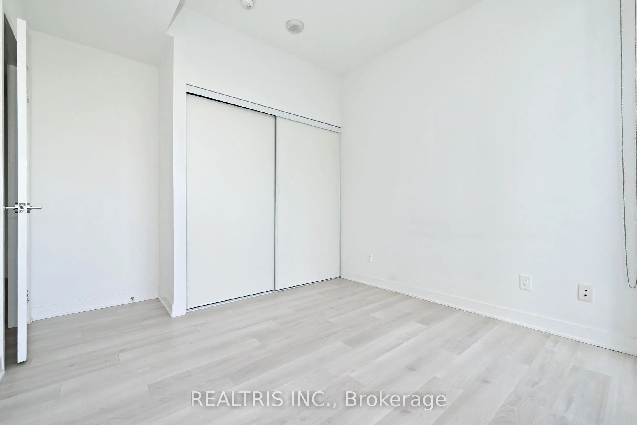 90 Queens Wharf Road, #611