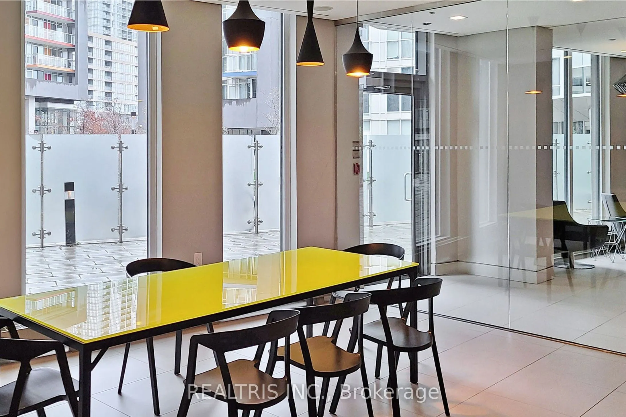 90 Queens Wharf Road, #611