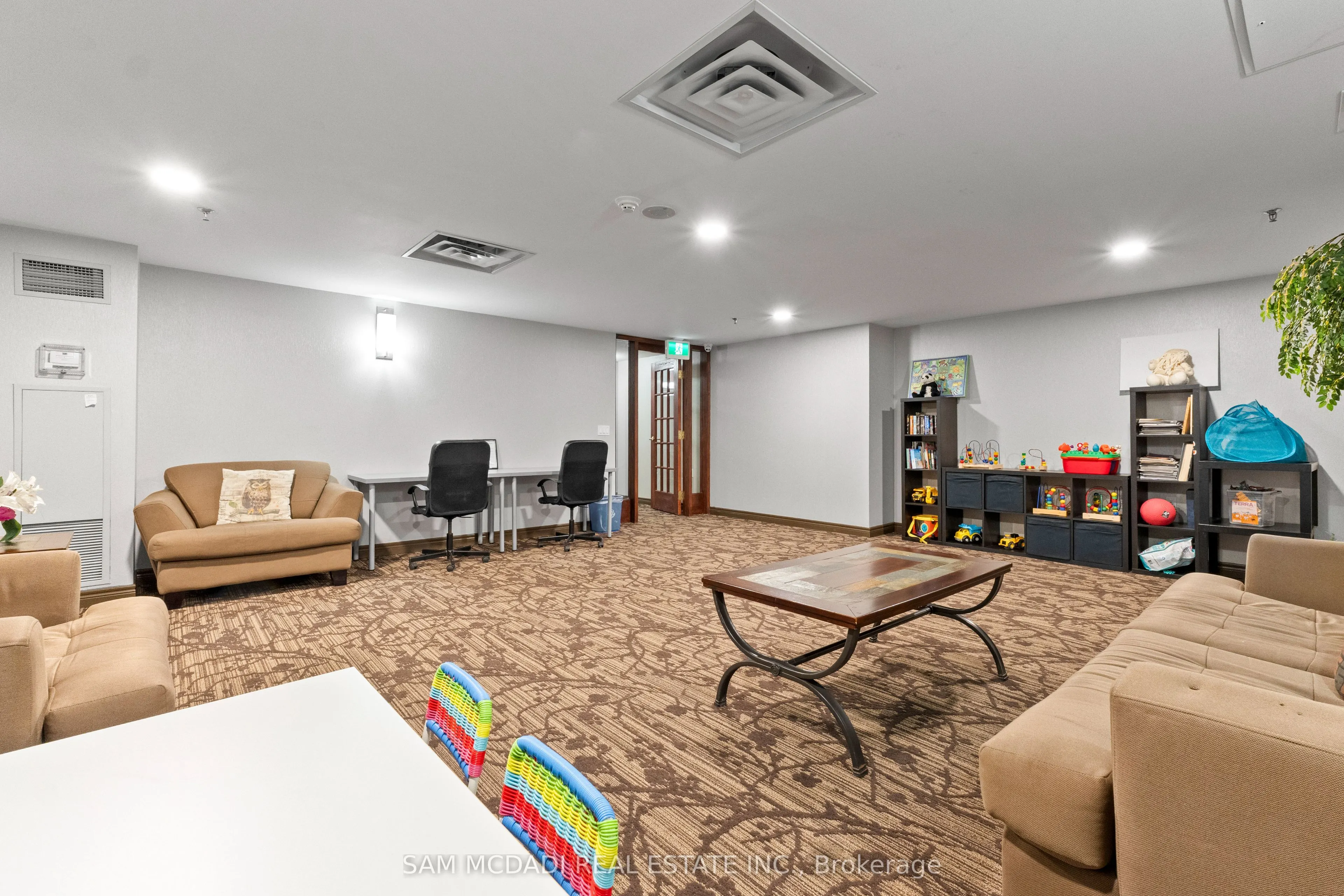 20 Olive Avenue, #206