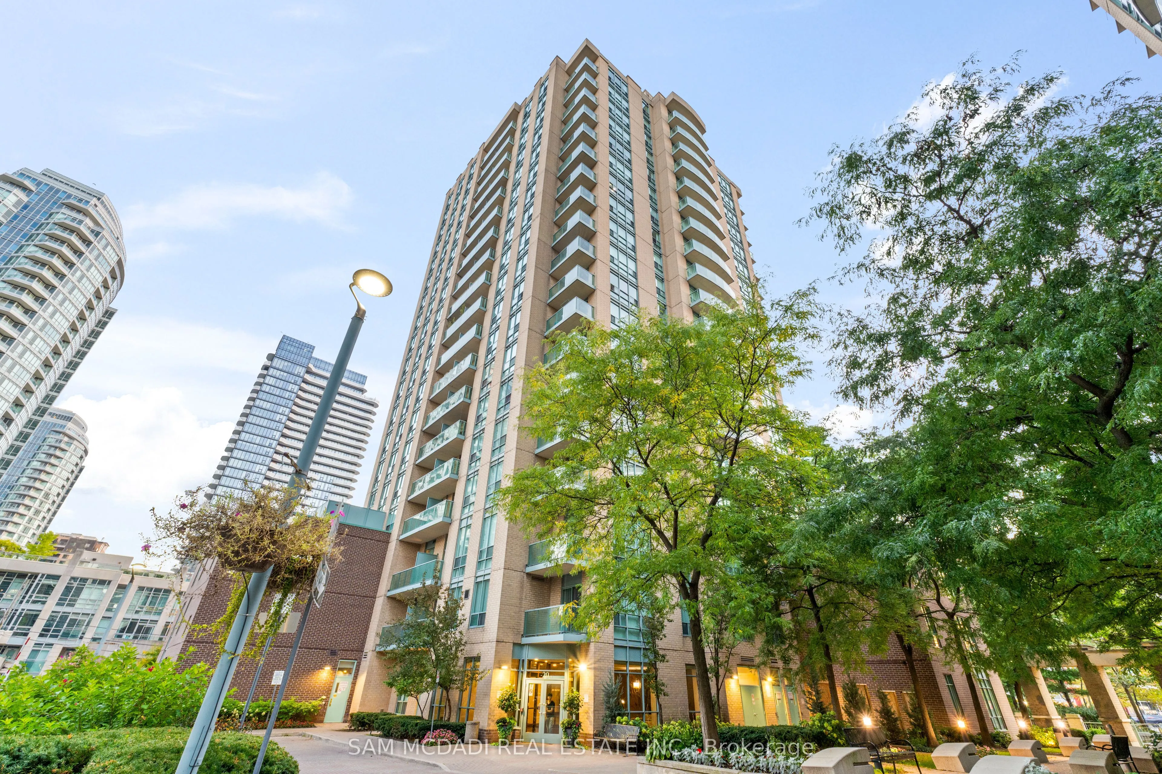 20 Olive Avenue, #206